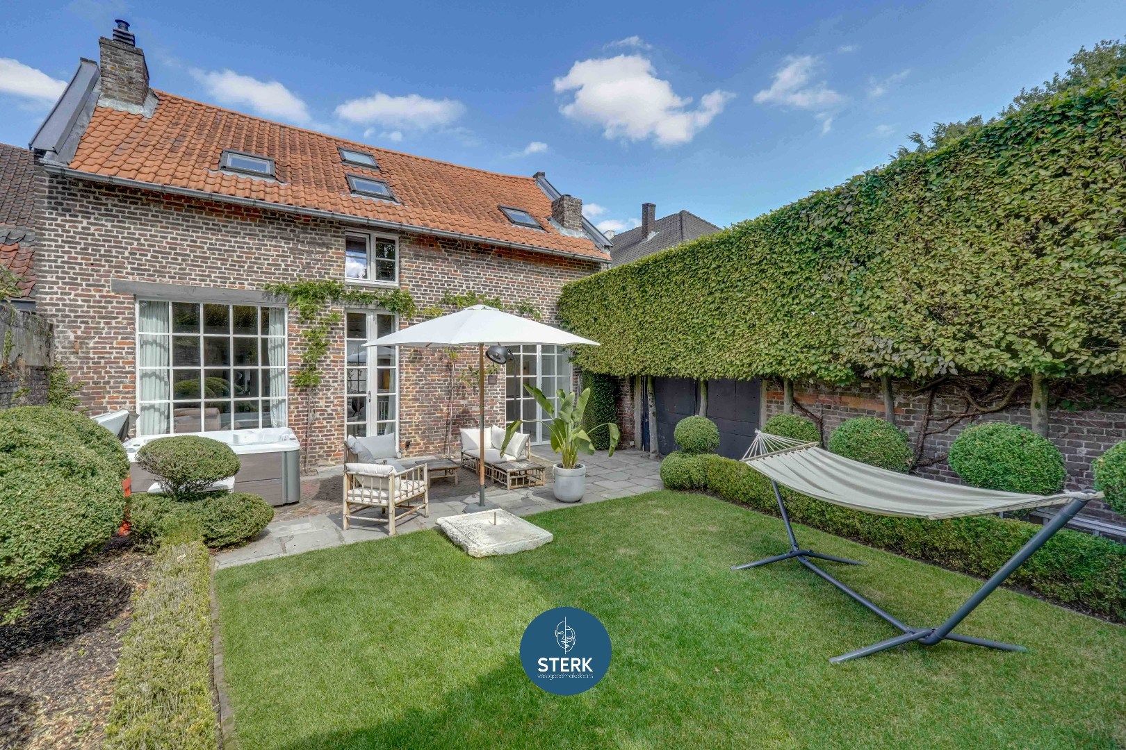 CHARMANTE EN RUIME GEZINSWONING MET TUIN IN HARTJE OUD-REKEM !  foto 27