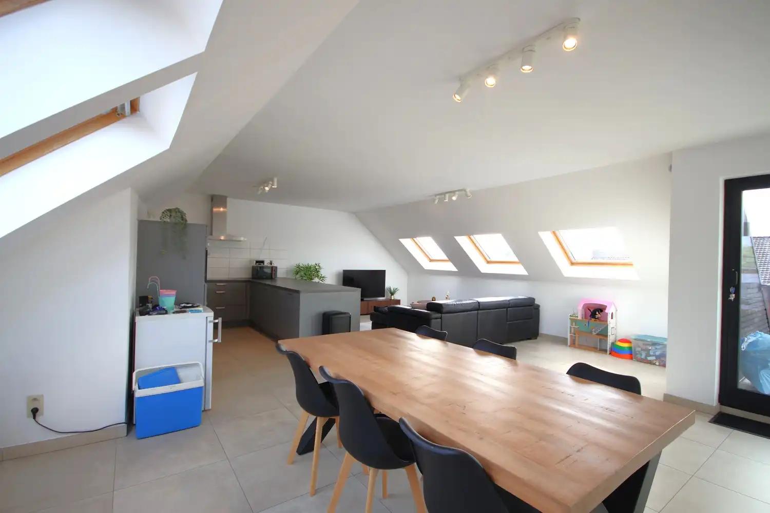 Dakappartement met 3 slaapkamers in het rustig gelegen Heers foto 8