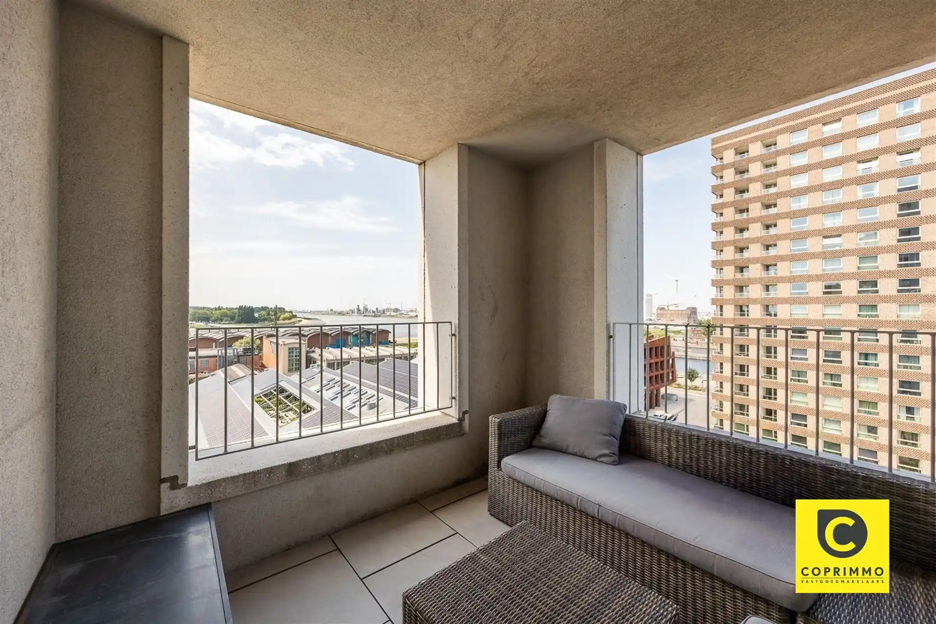 3slpk appartement met ruim terras aan 't Eilandje  foto 7