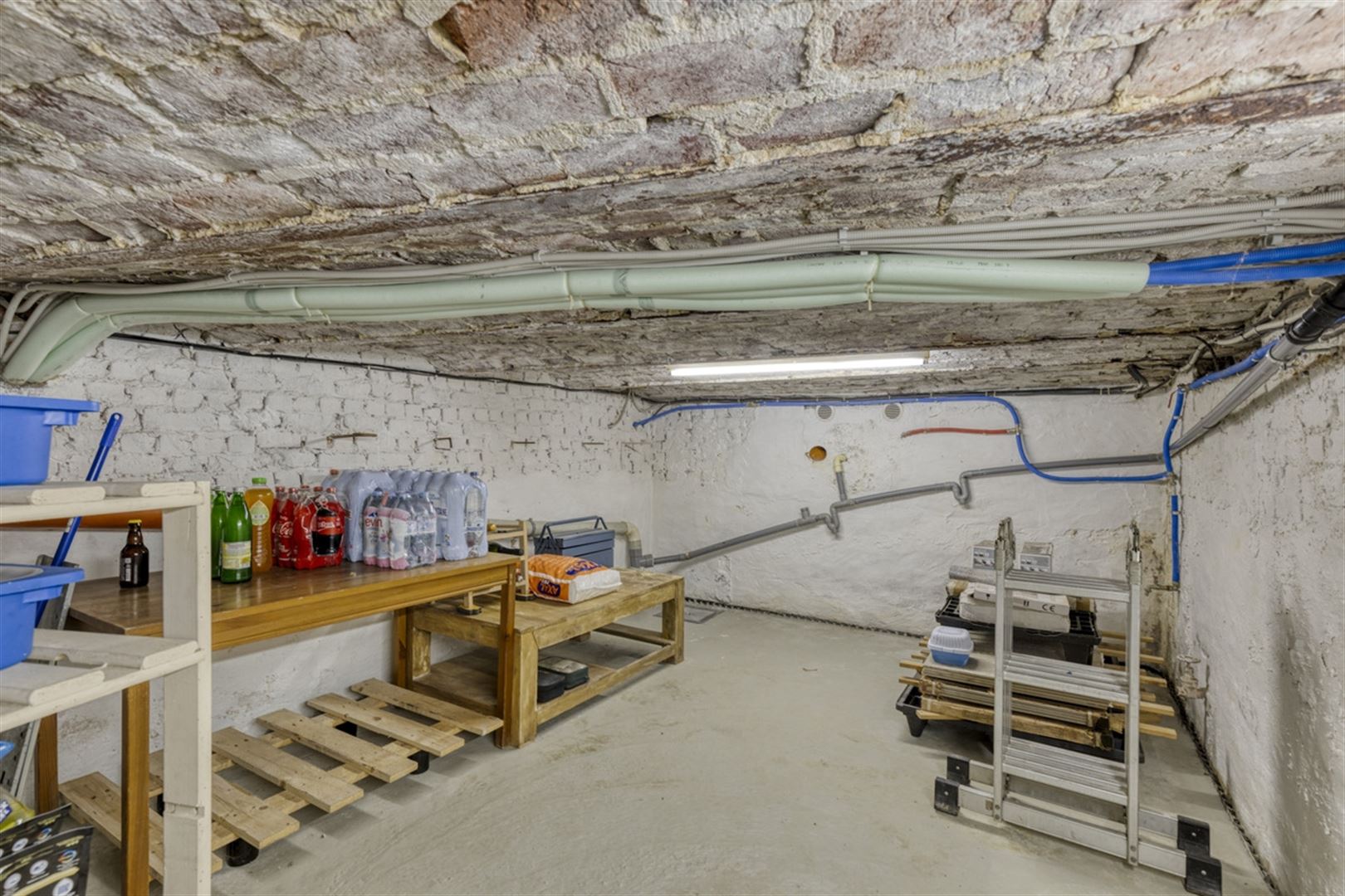 Rustig gelegen woning met garage foto 22