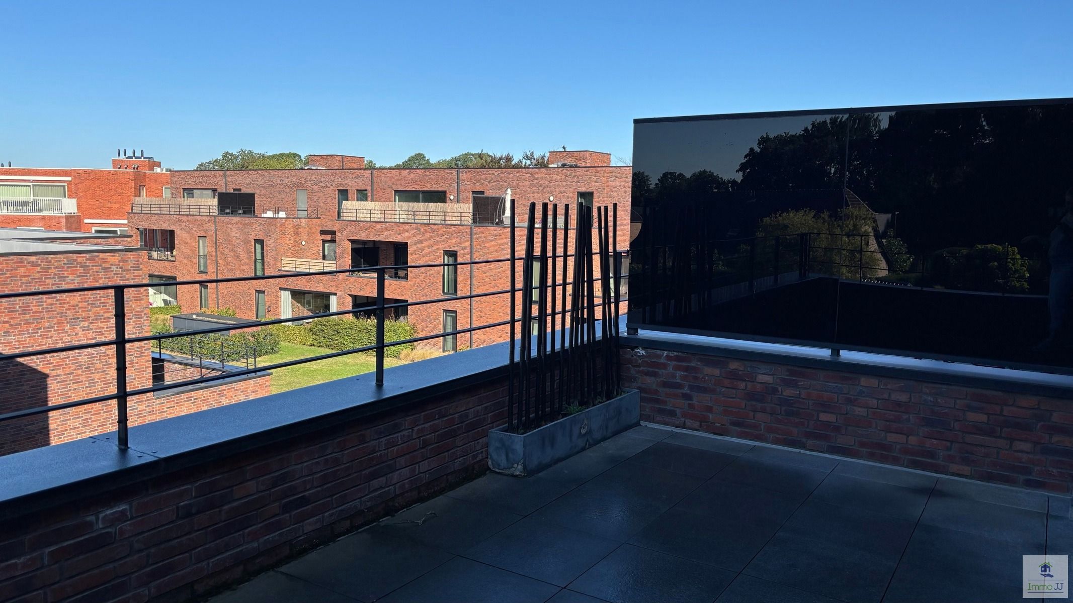 Gezellig appartement met zeer ruim terras!  foto 8