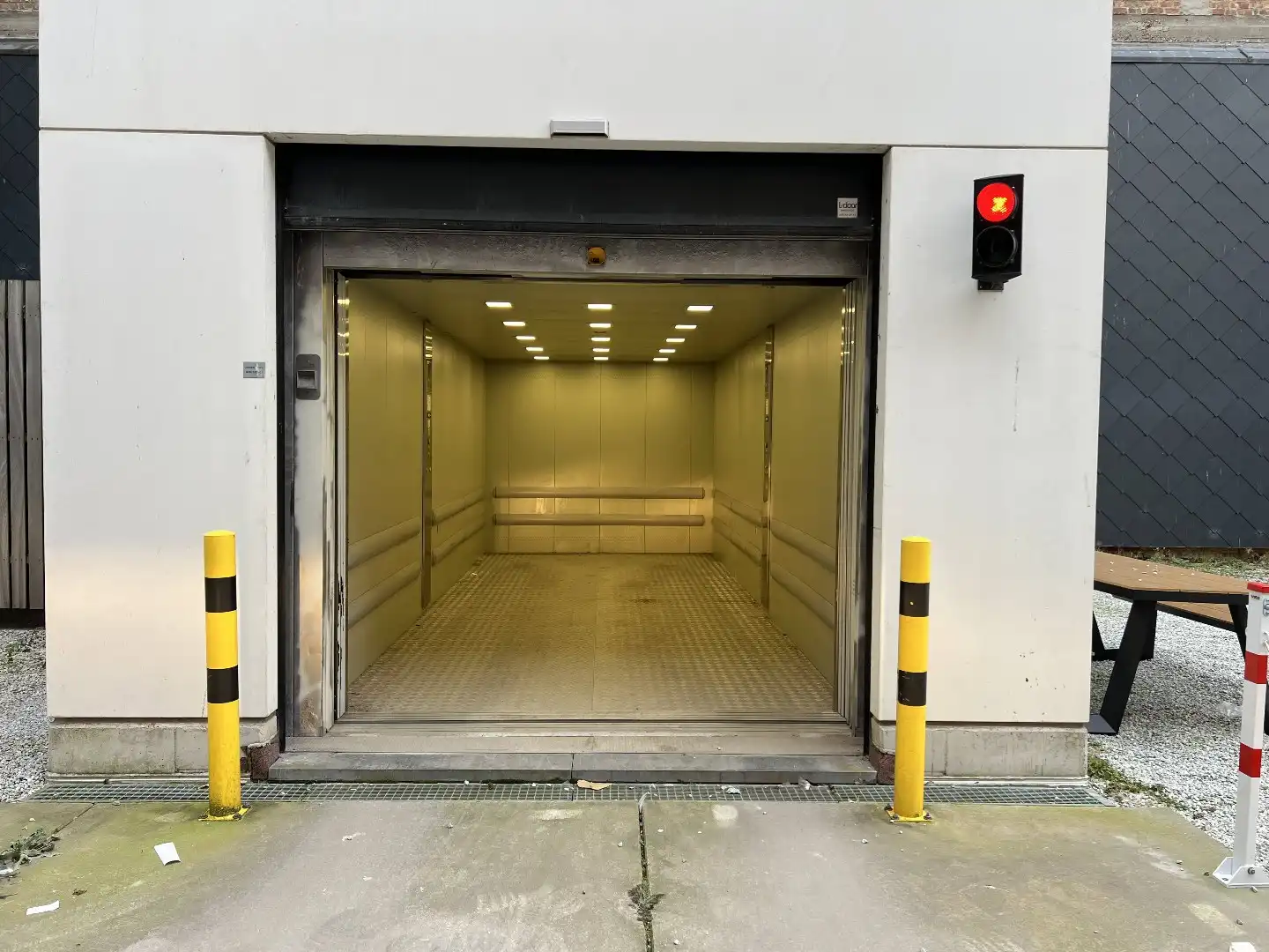 OOSTENDE- CENTRUM foto 6