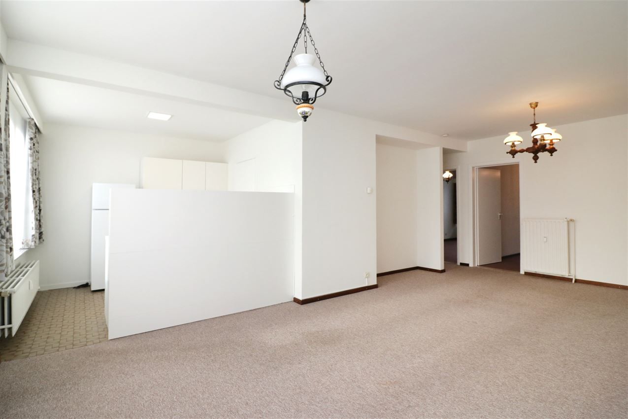 Centraal gelegen app met 2 slpk.en garagebox foto 6