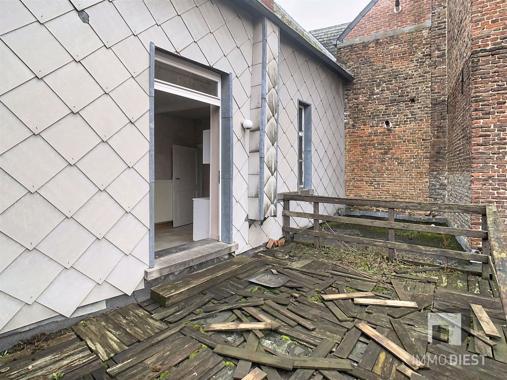 Handelspand met woonst – werken én wonen onder één dak voor slechts € 295.000 foto 33