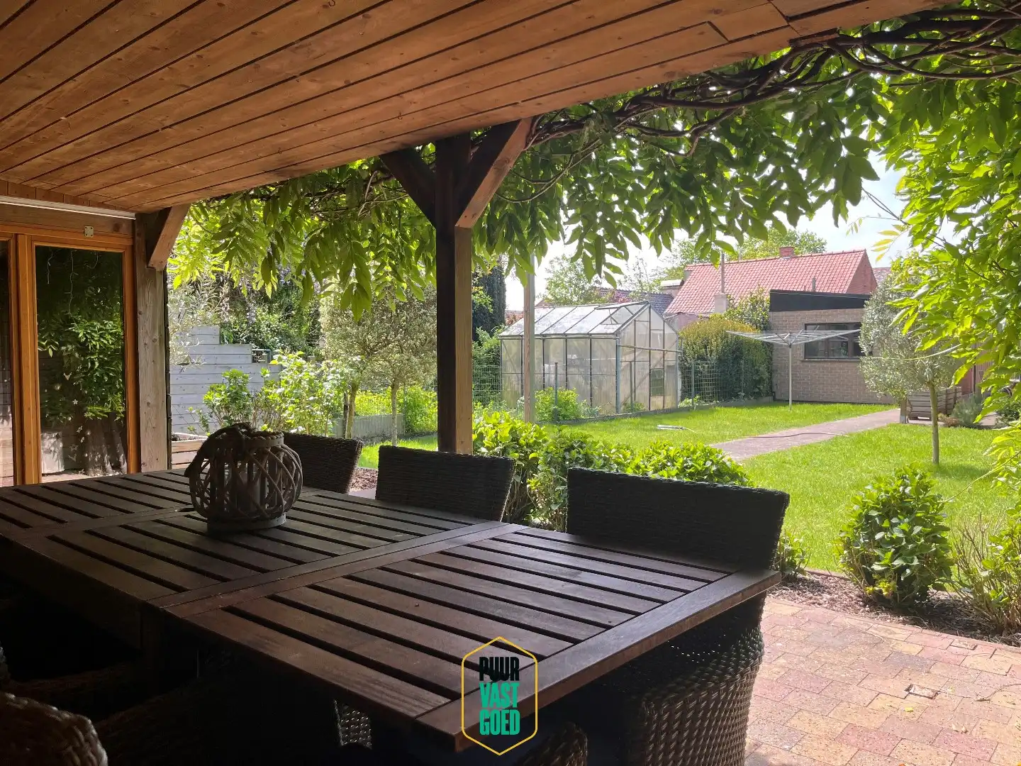 Verzorgde comfortabele halfopen wonig op 476 m² grond, met aangename tuin foto 29