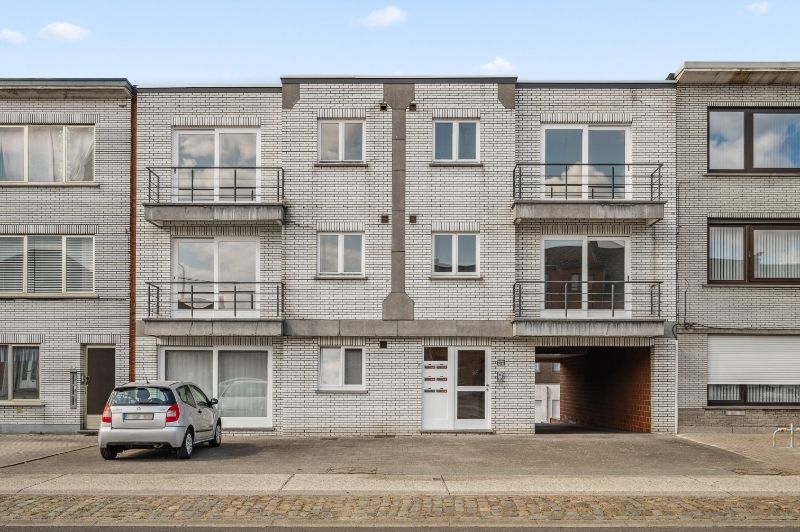 Ruim appartement op de 1 ste verdieping foto 10