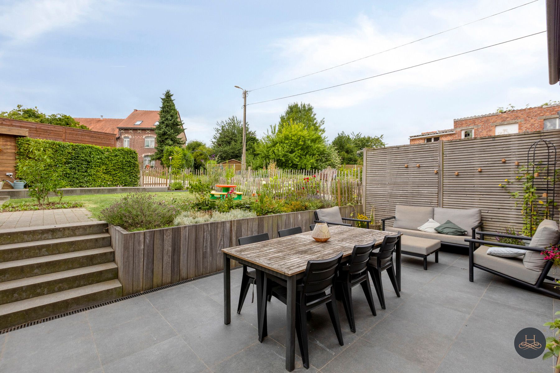 Gezellige en moderne halfopen woning met leuke tuin foto 22