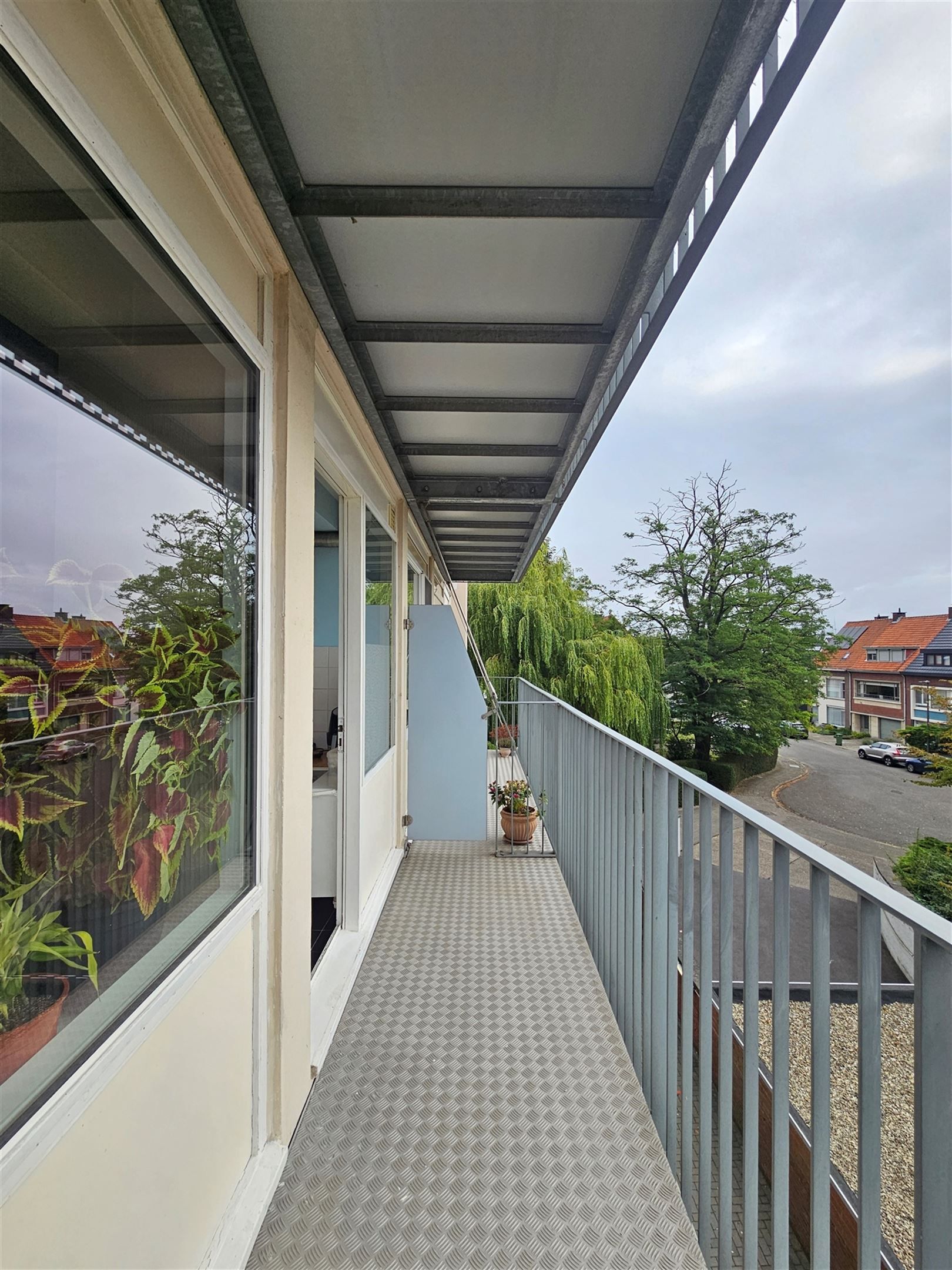 Gunstig gelegen appartement op linkeroever! foto 4