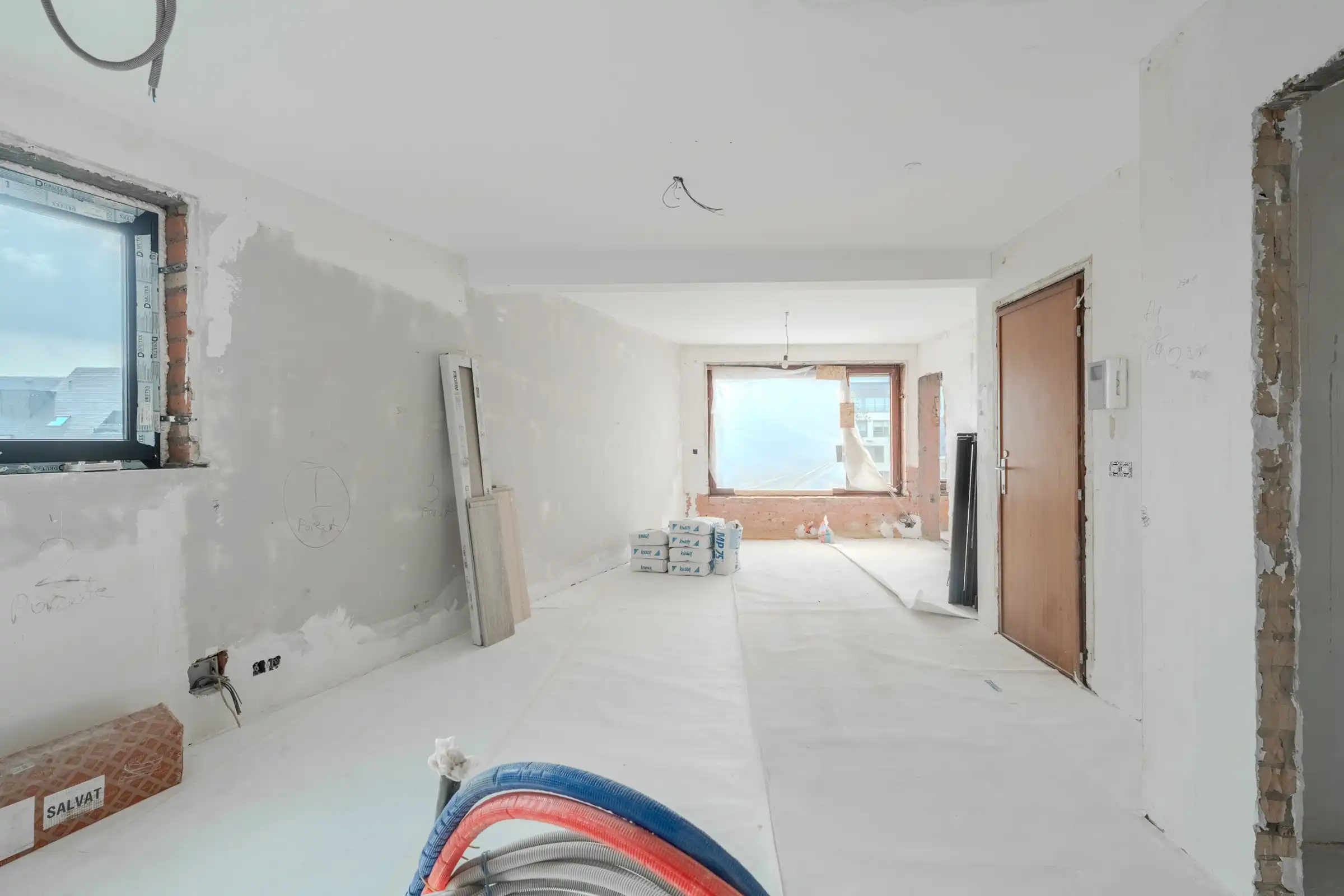 Gerenoveerd appartement op toplocatie aan de Markt van Gistel foto 5