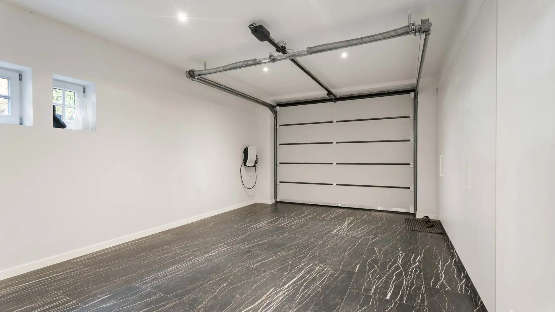 Exclusieve villa gelegen in een rustige, residentiële wijk . foto 27