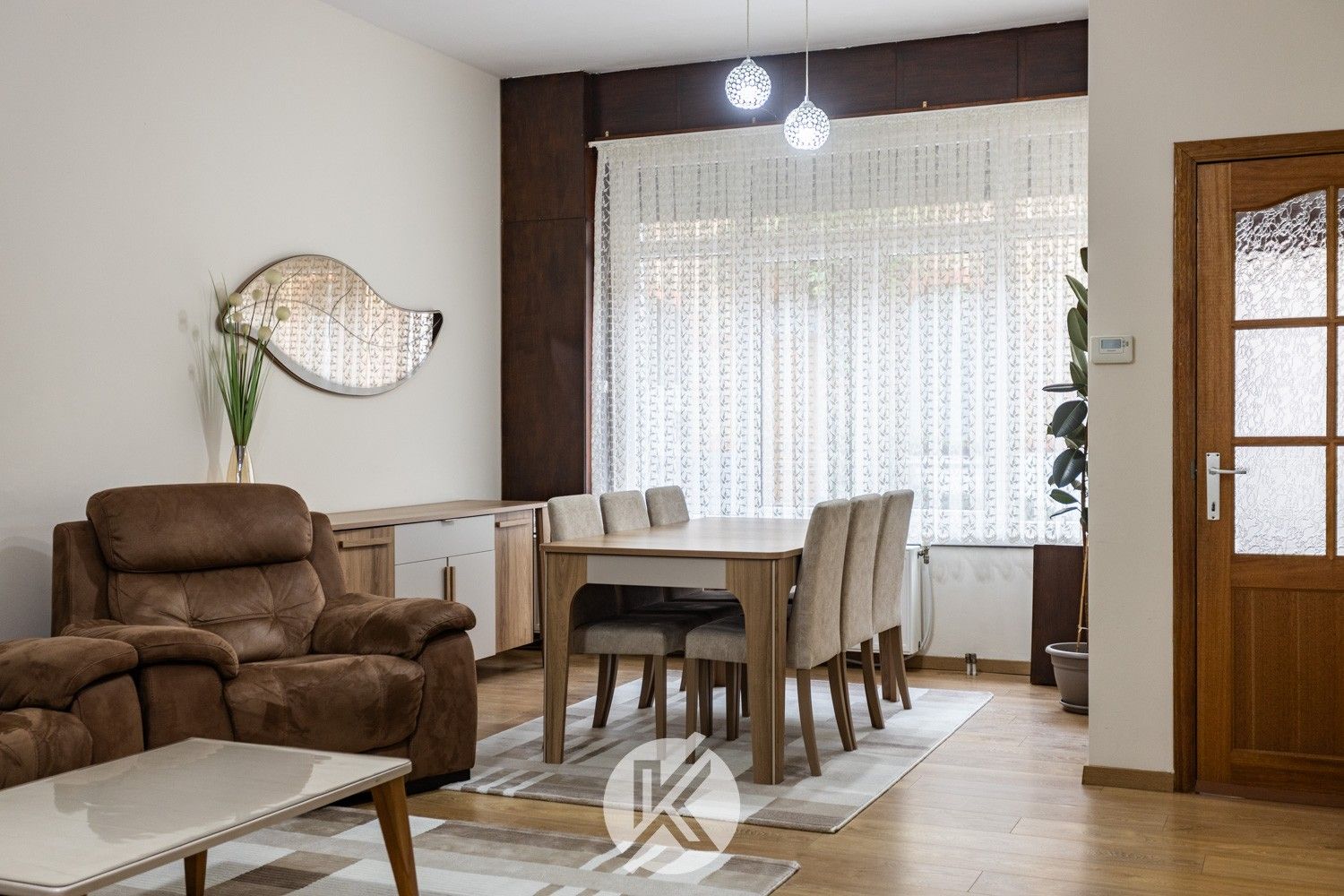 Gerenoveerde stadswoning nabij Gent foto 6