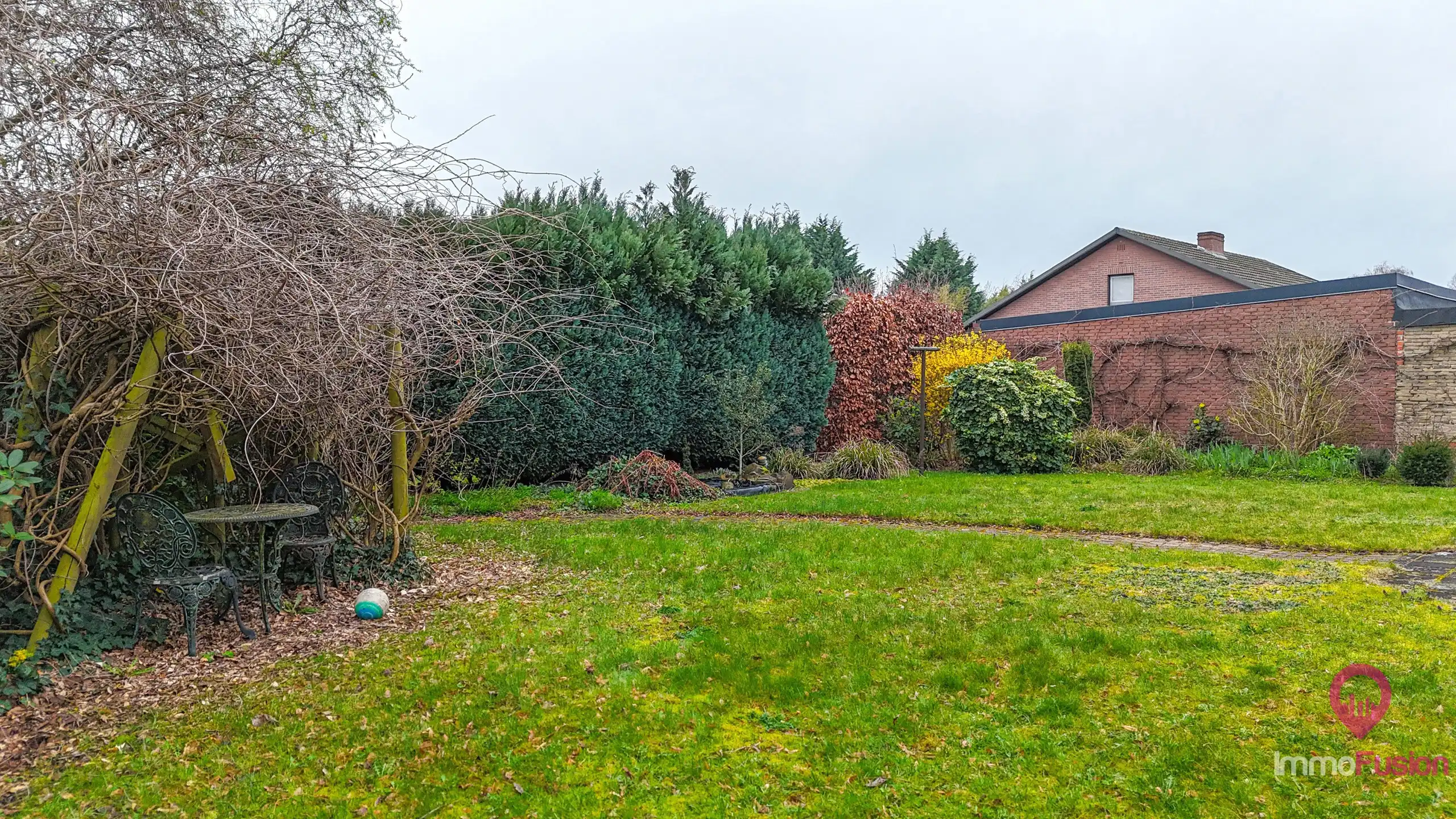 3 slp gezinswoning op ruim perceel van 10a82ca foto 29