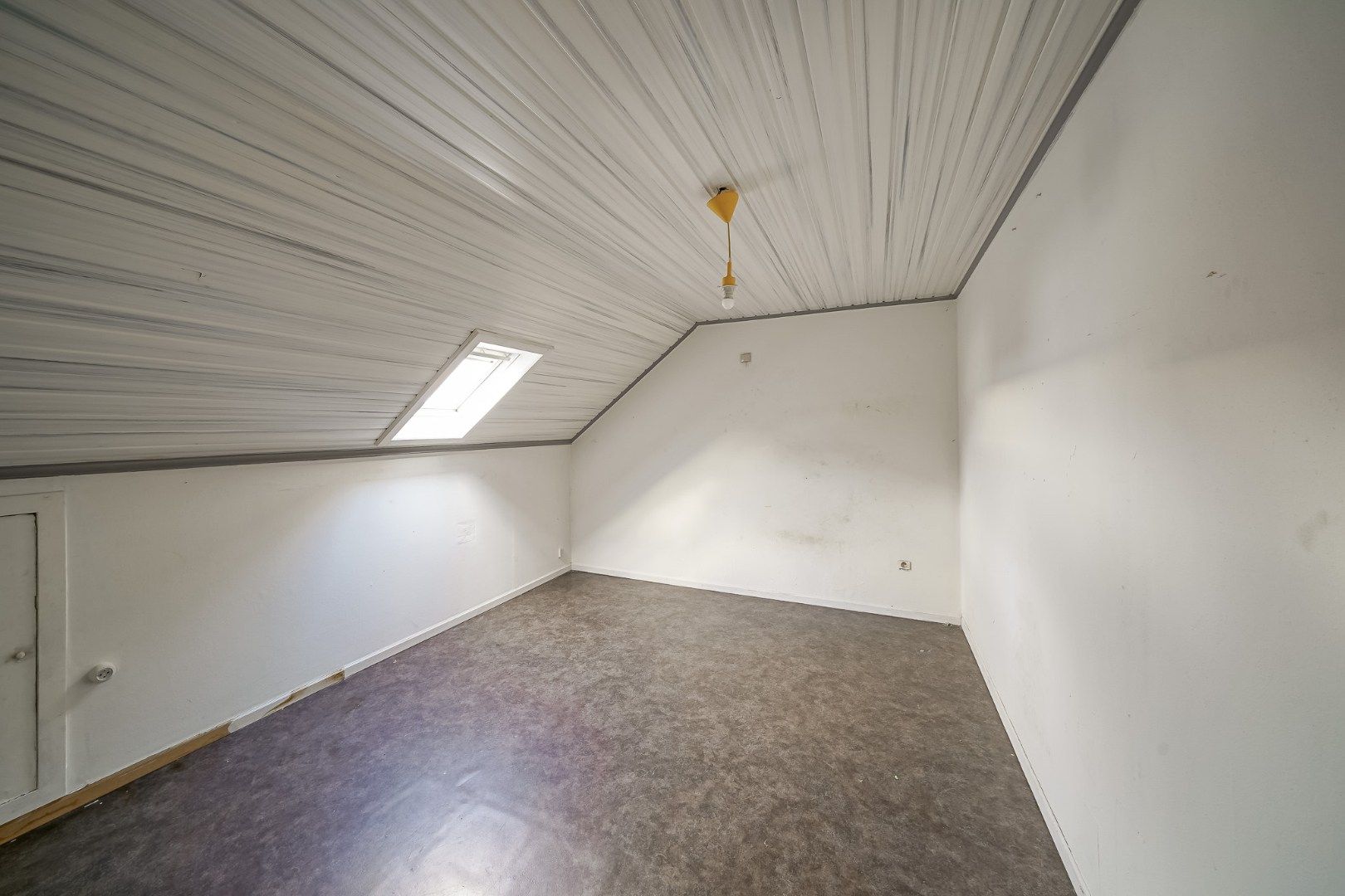 Te renoveren gezinswoning met potentieel! foto 14