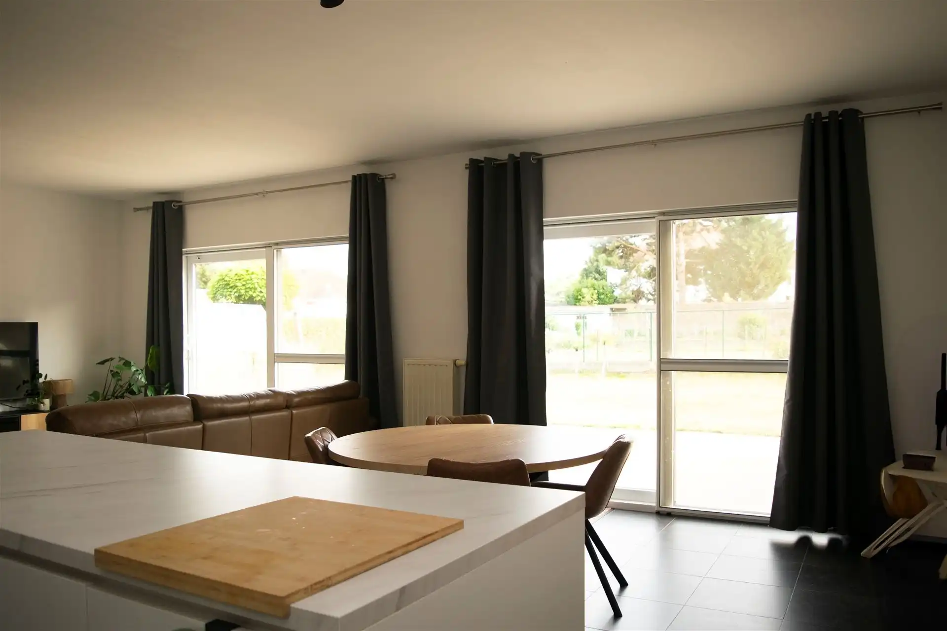 Gelijkvloers appartement met tuin foto 6