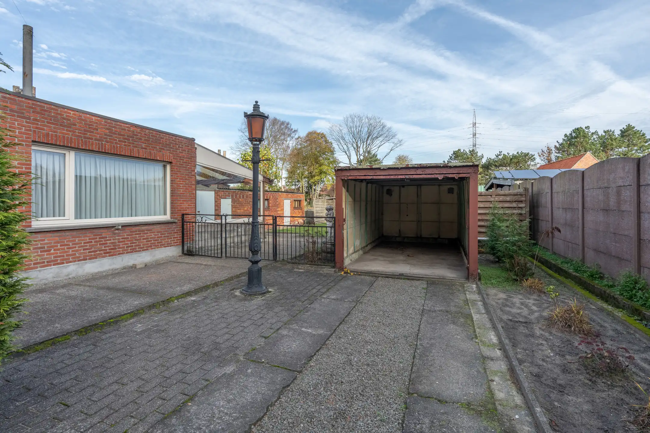 Te renoveren woning met 3 slpk's op ruim perceel te Beerse foto 33