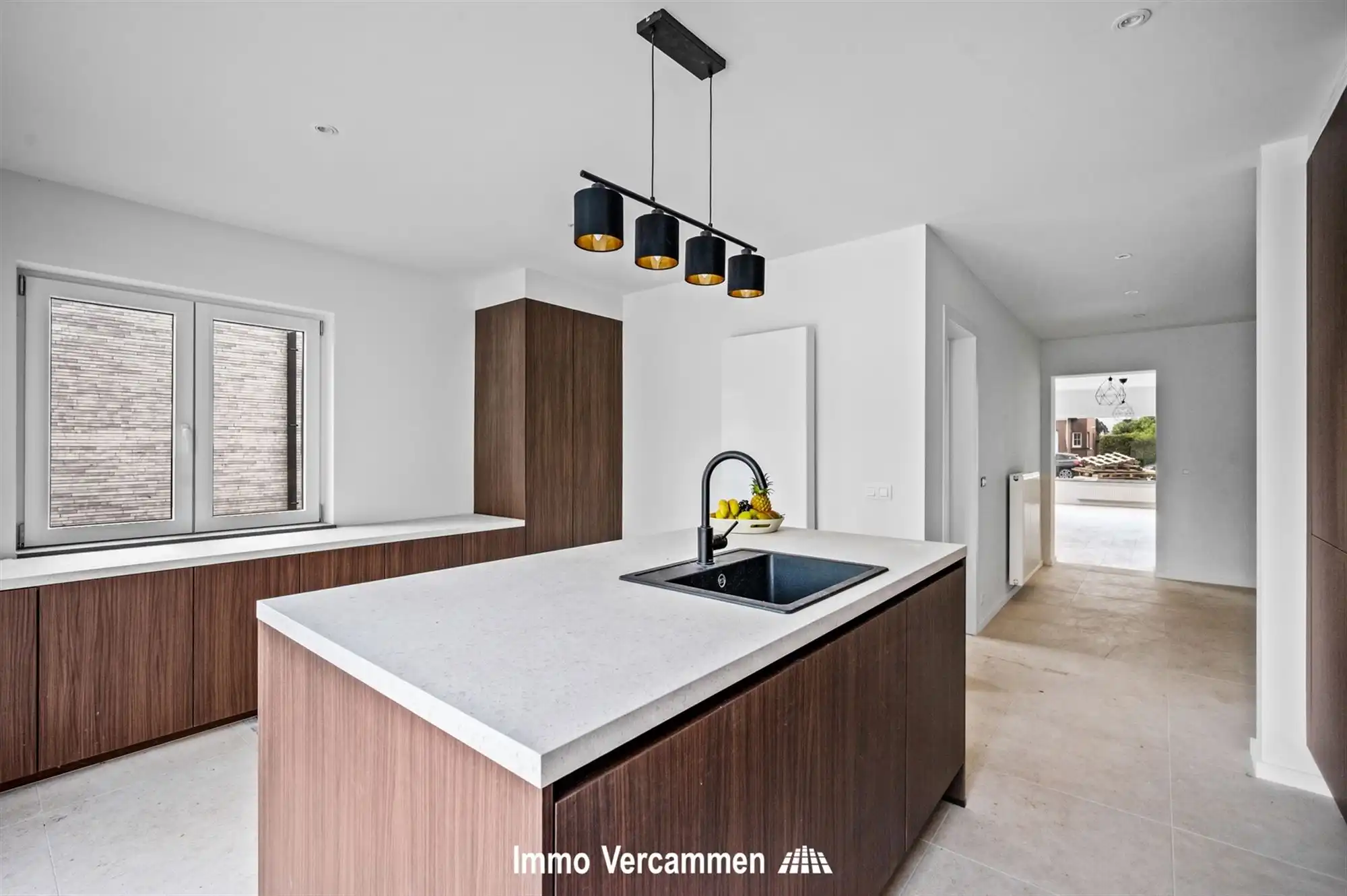 Recent gemoderniseerde, instapklare woning te Putte foto 6