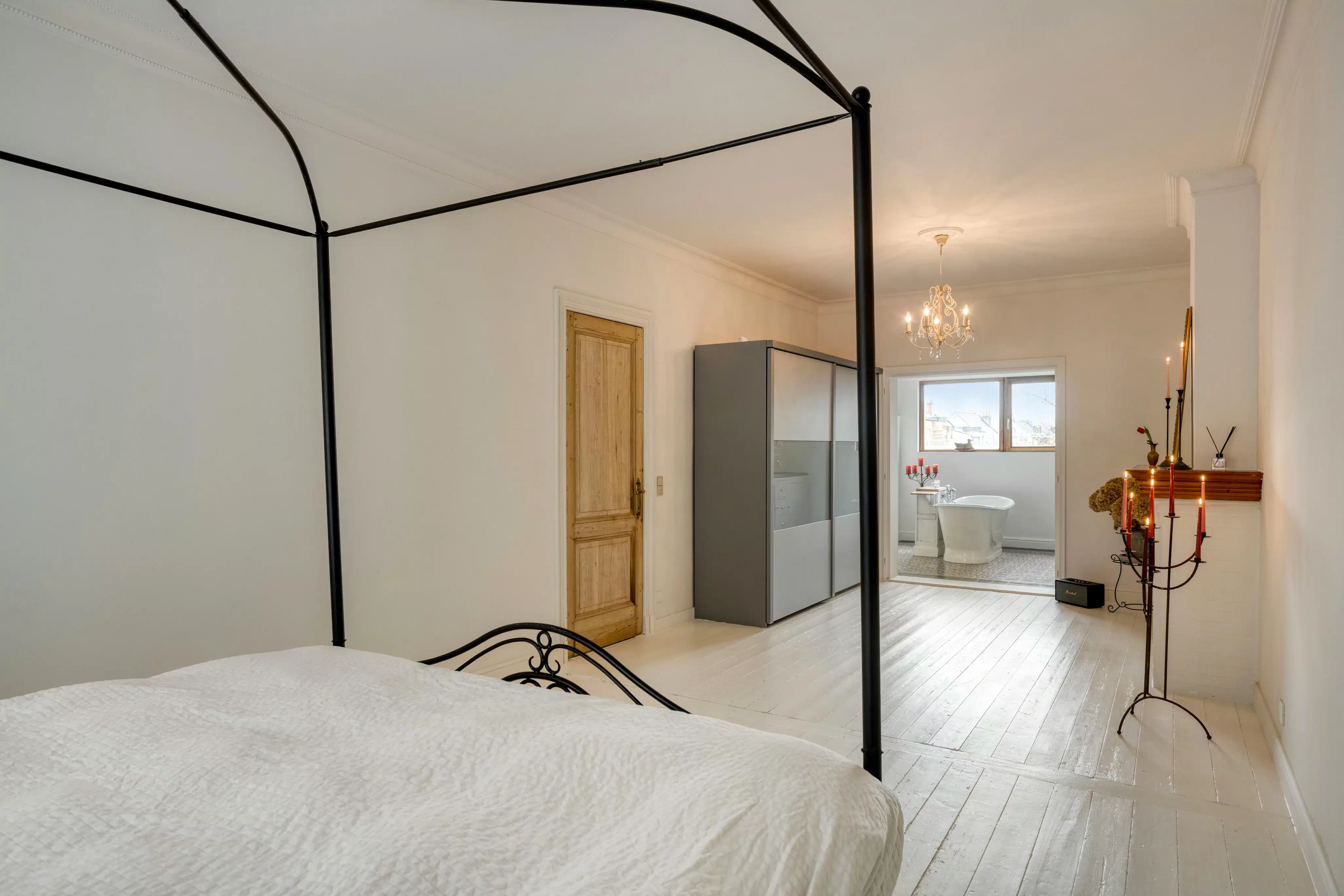 Karaktervolle woning met 6 slaapkamers te koop in Kontich foto 23