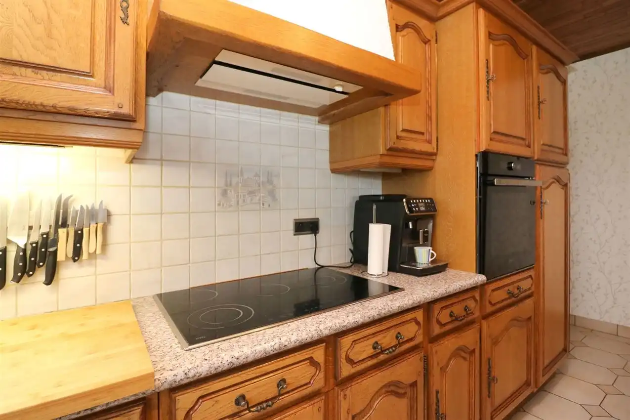 Villawoning met tuin op een goede locatie foto 12