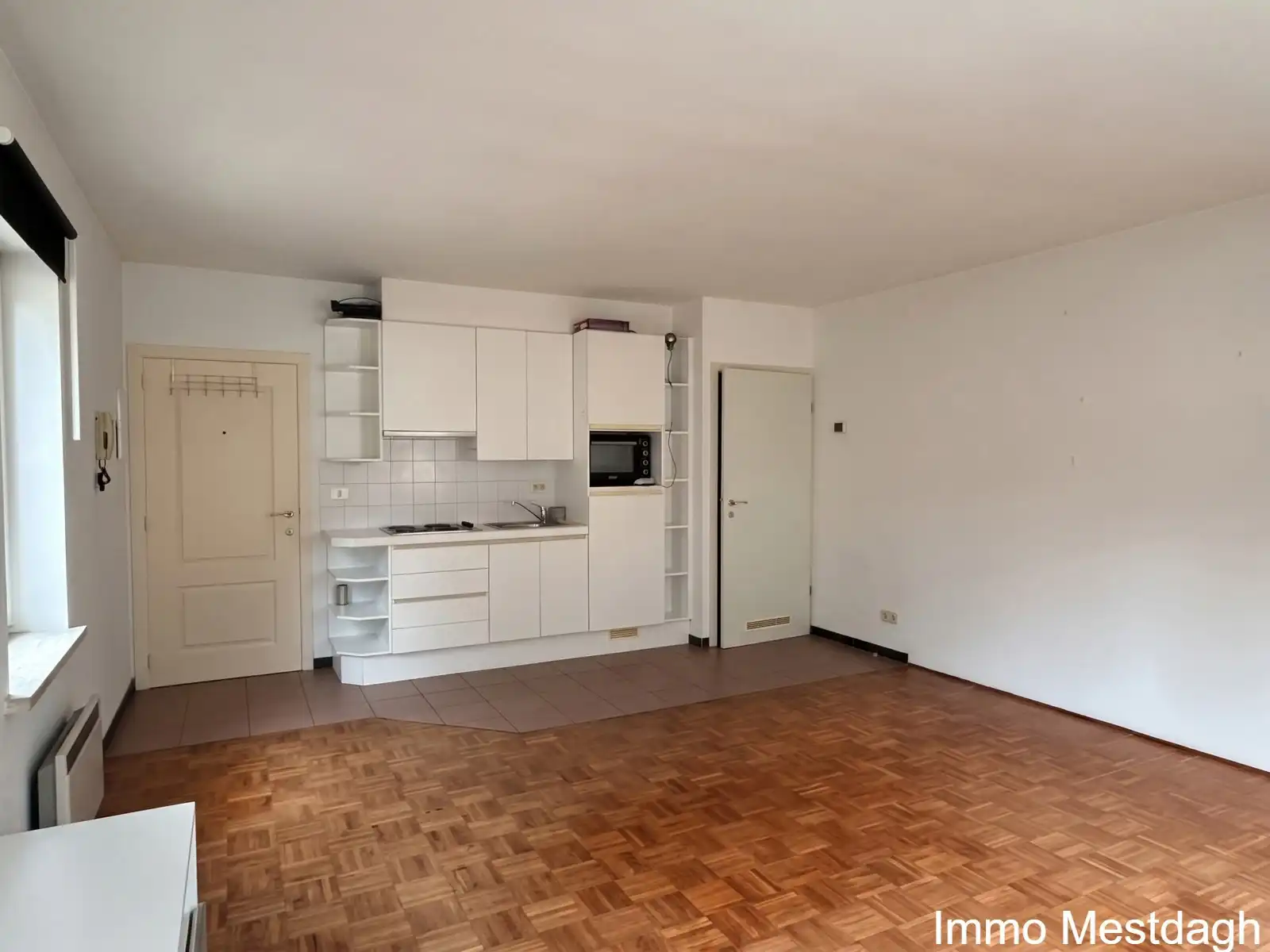 Lichtrijke en comfortabele studio in het hart van Diest foto 5