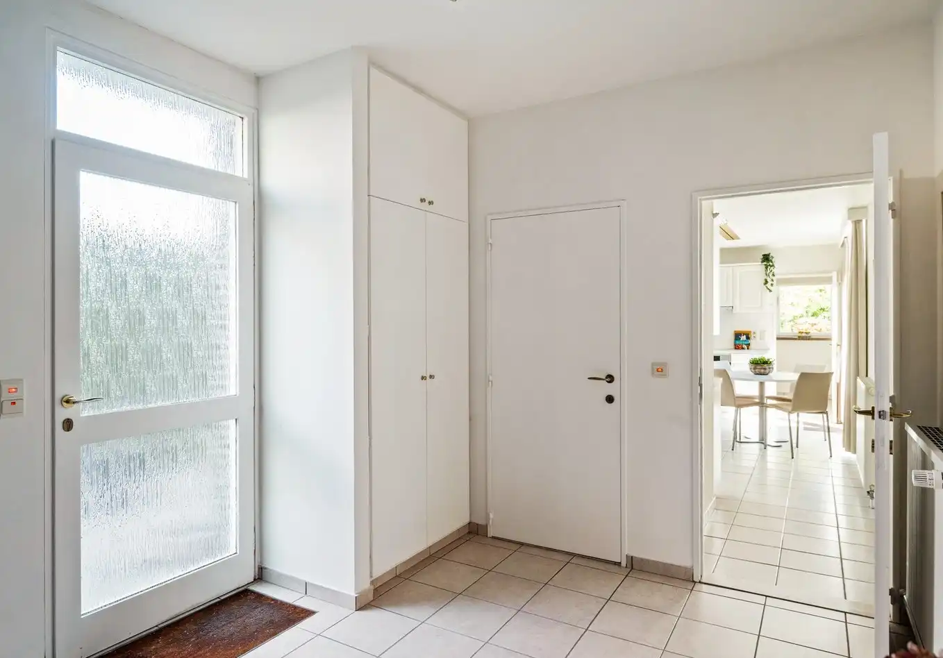IN OPTIE !! Lichtrijke en instapklare HOB met ruimte om verder te groeien? Ontdek deze oerdegelijke lichtrijke woning tussen Vriesdonk en het centrum van Brasschaat ! foto 20