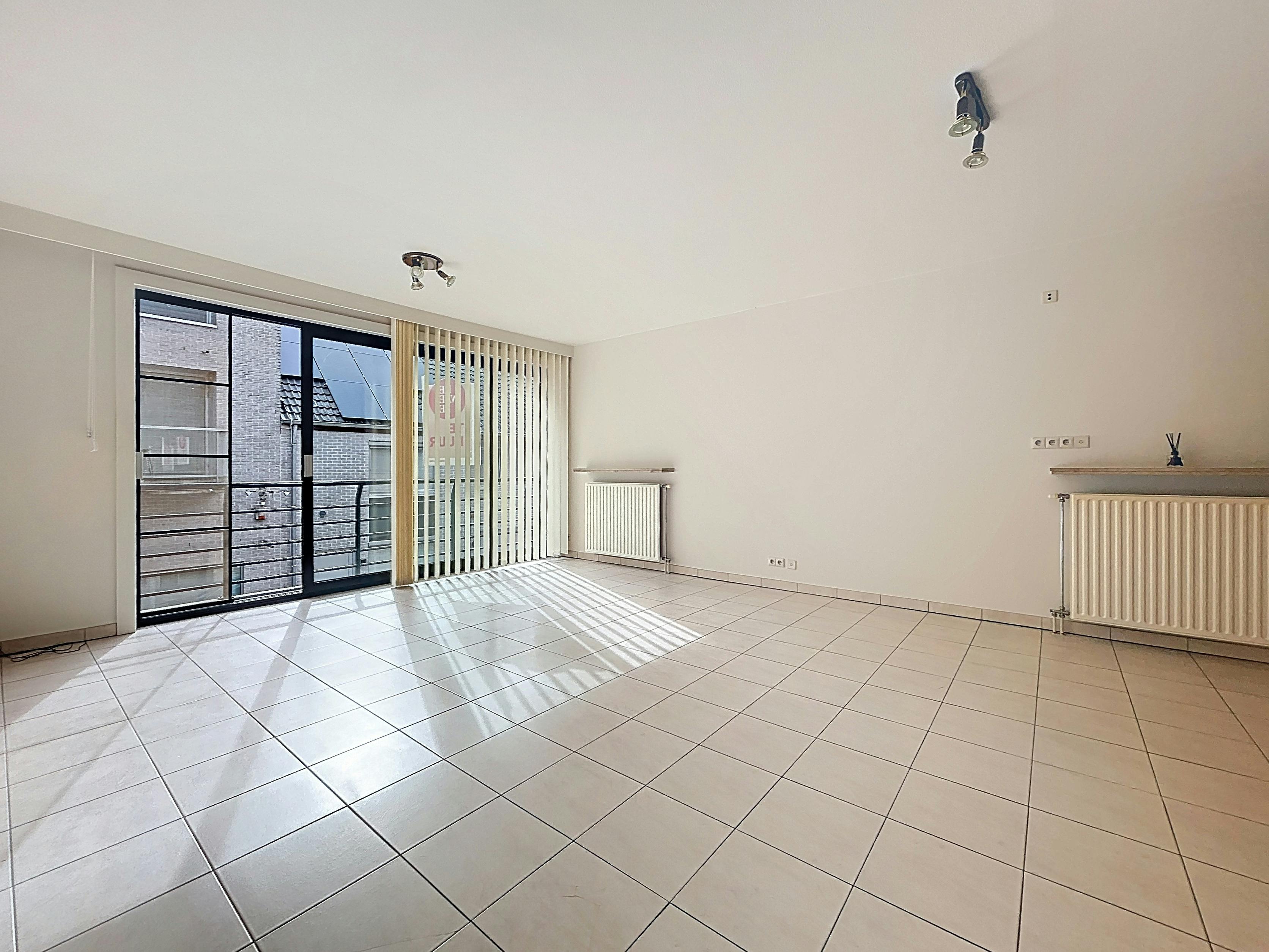 Gezellig appartement met 1 kamer te huur in centrum Deerlijk foto 2