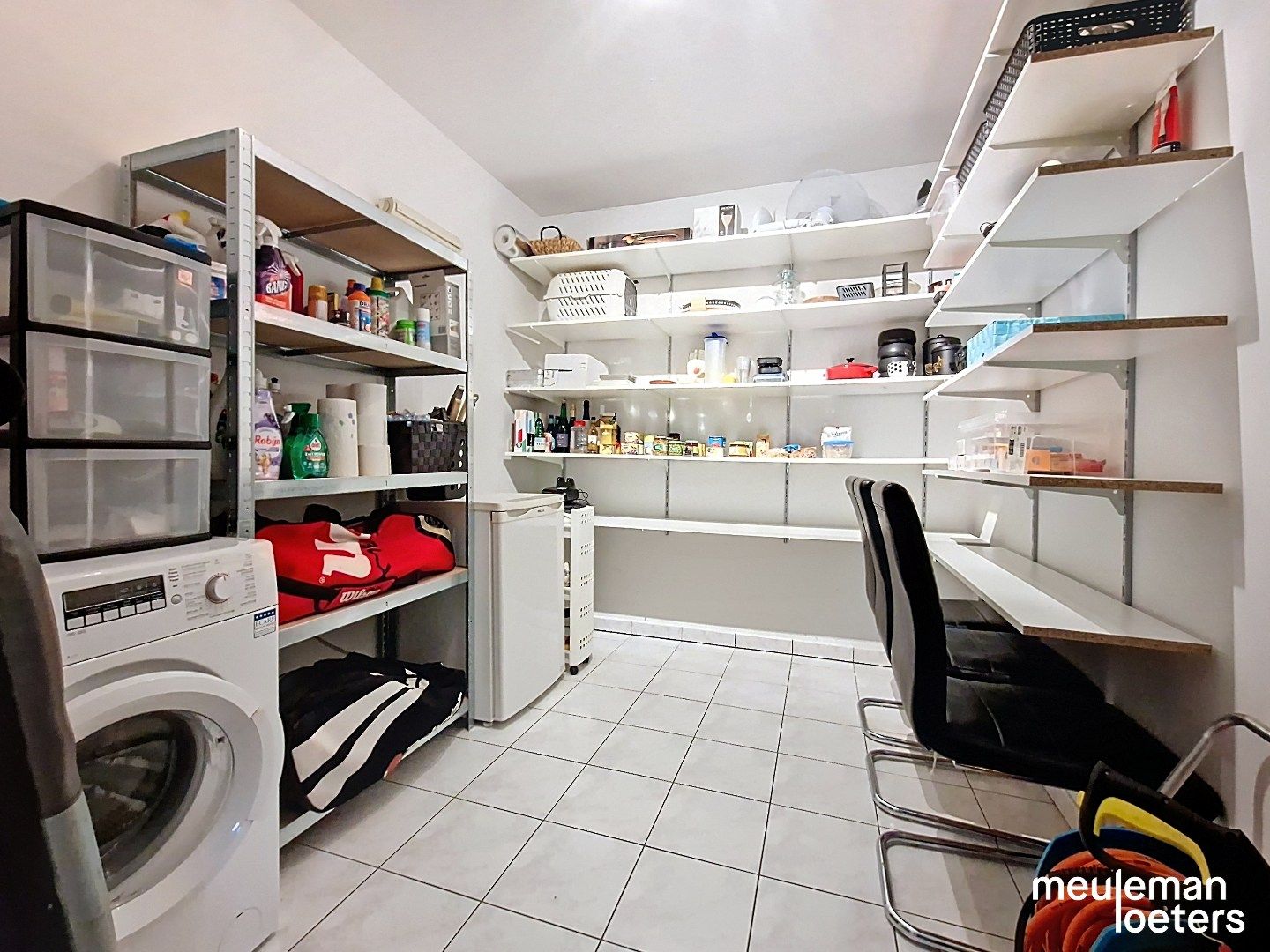 Appartement met ruime terrassen en garage foto 9