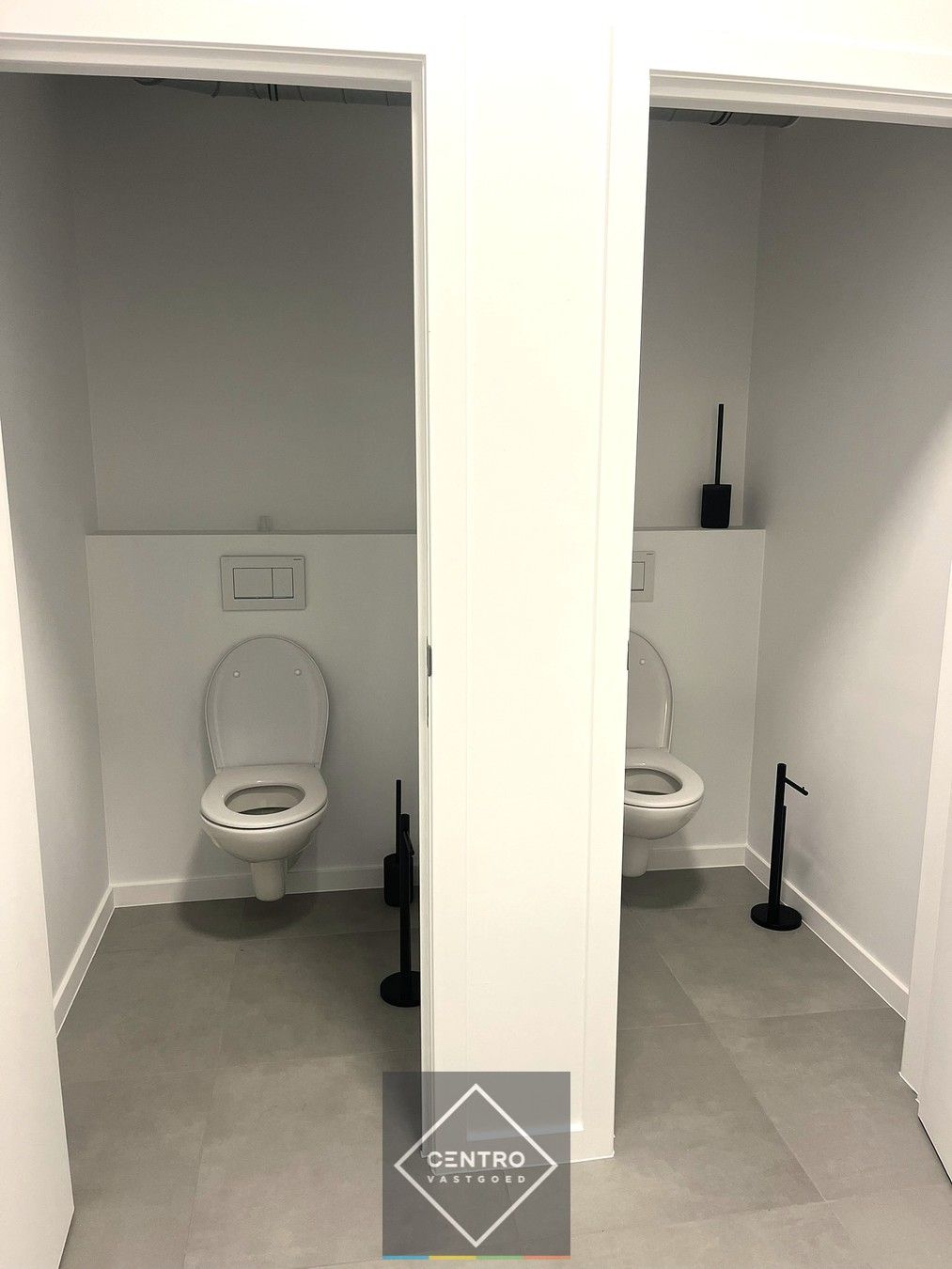 Moderne en goed geïsoleerde KANTOORRUIMTE (177m²) met prachtig Ver-zicht op de velden en private parkeergelegenheid te Blankenberge. foto 10