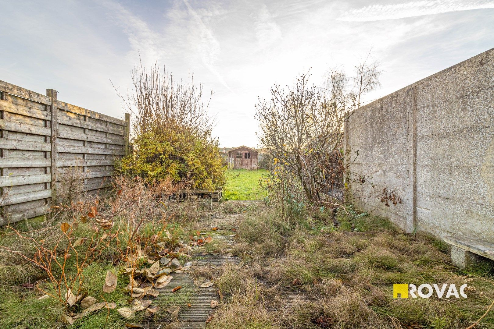 Verder op te frissen woning met 2 slaapkamers en tuin foto 11