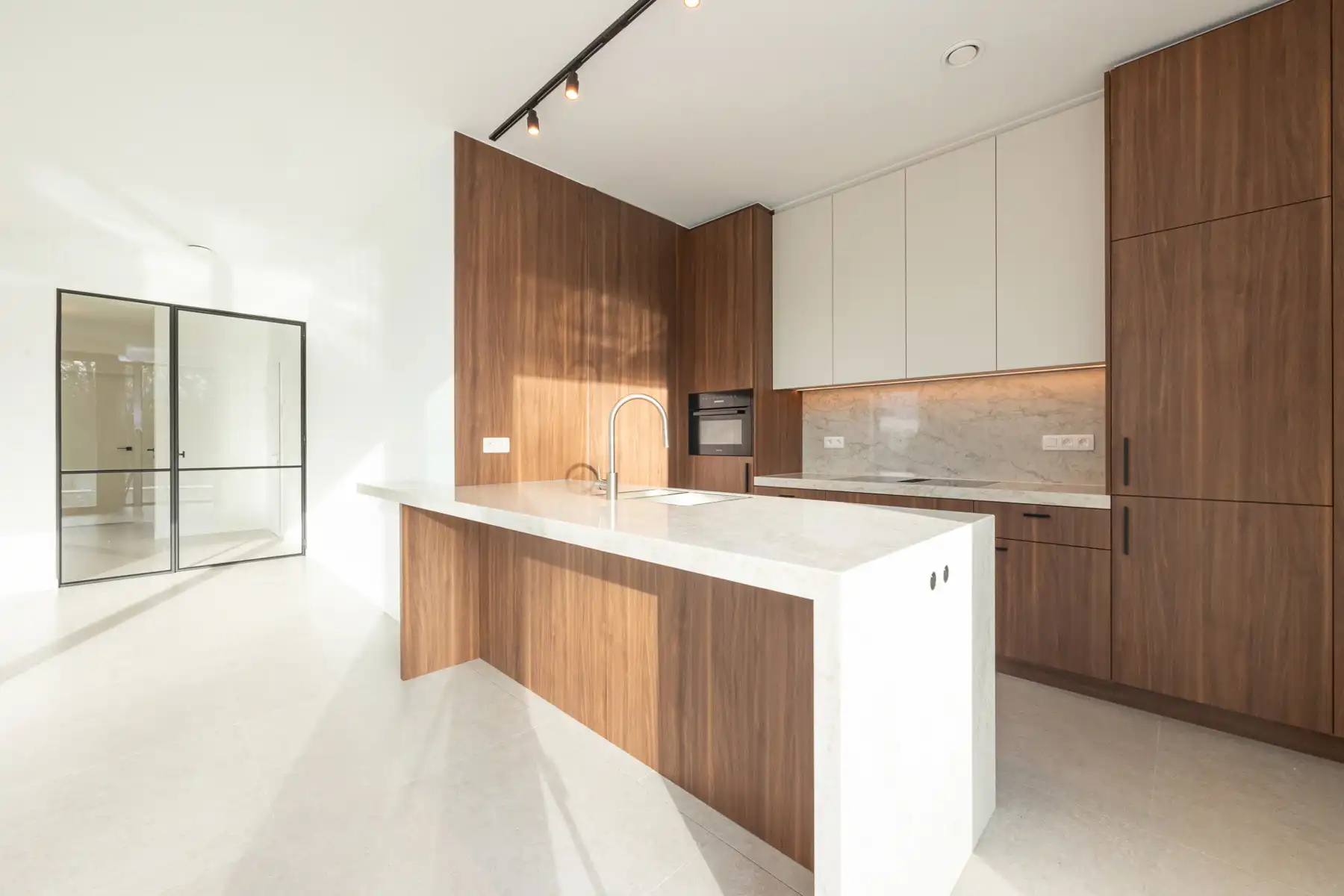 Prestigieus nieuwbouwappartement met groot terras. foto 7