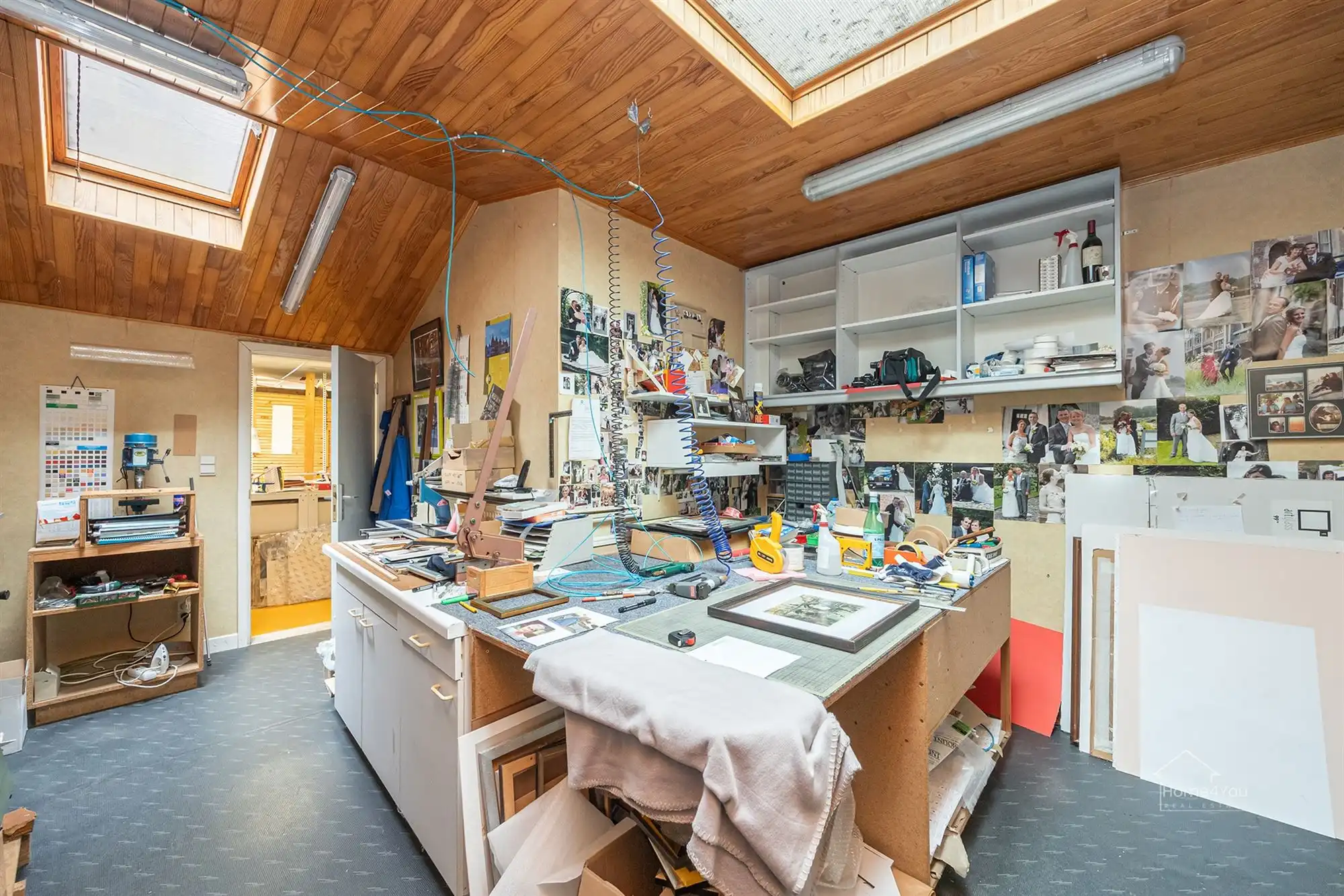 Veelzijdig handelshuis met ruim duplex appartement foto 24