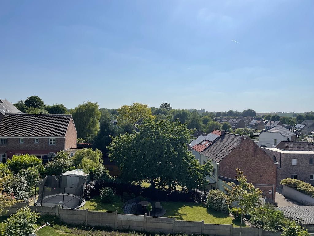 Uitzonderlijk villa-appartement met 3 kamers en 2 staanplaatsen foto 28