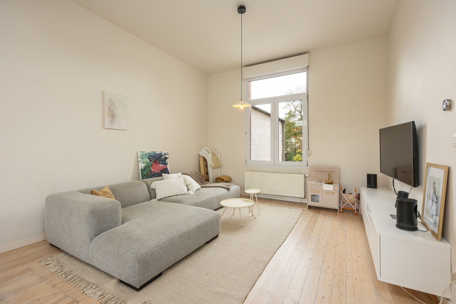 Ruime en karaktervolle herenwoning met zonnige tuin, dakterras en laadpunt in het hart van Merksem foto 5