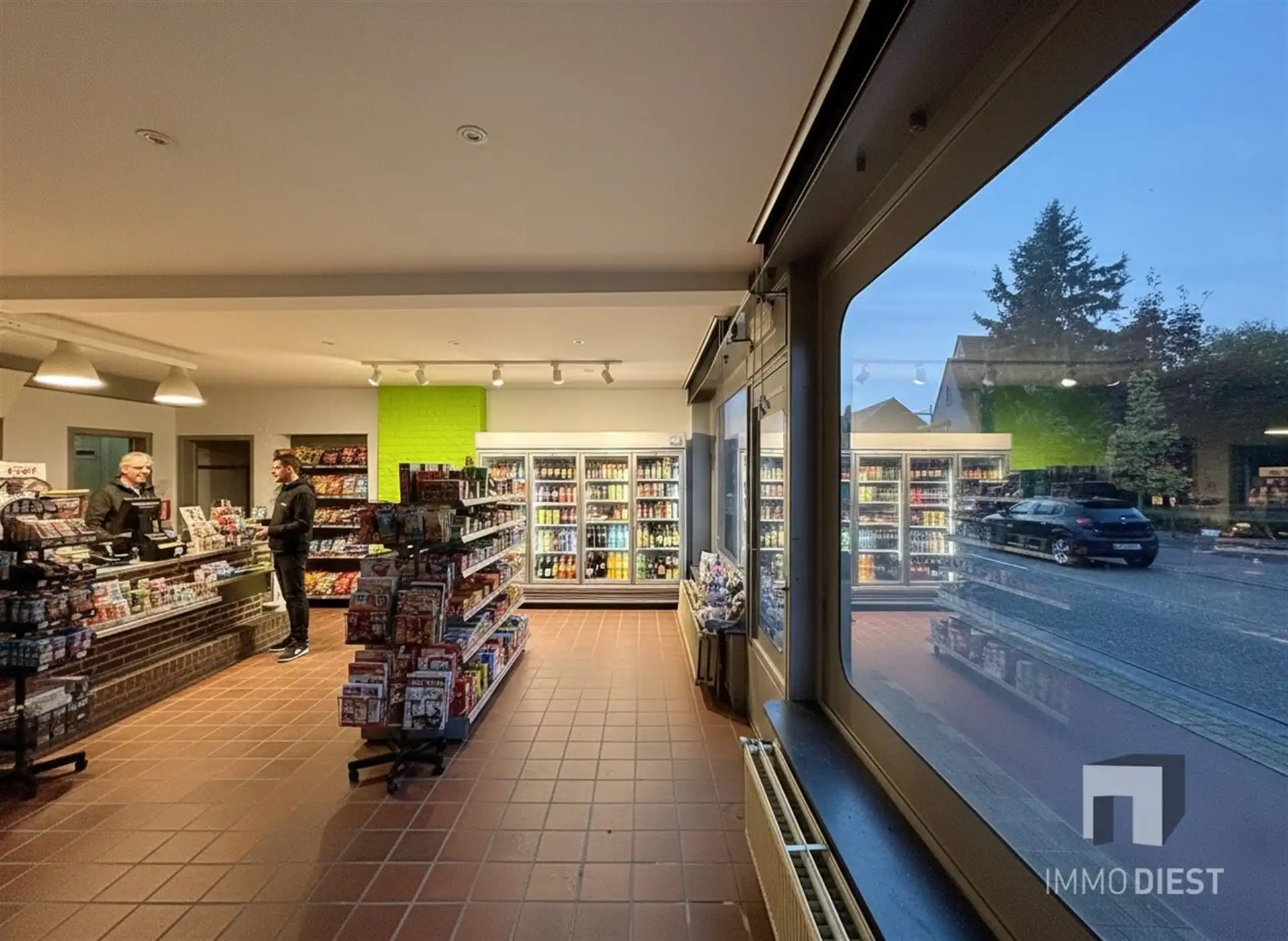 Handelshuis in het centrum van Ham op 5,83are foto 13