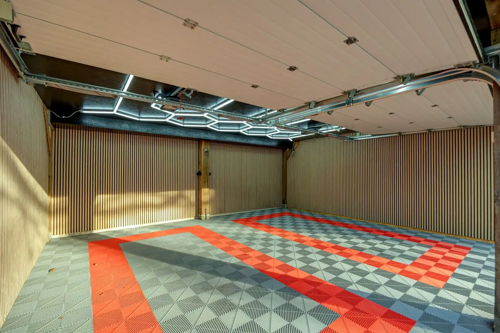 State-of-the-art villa tussen eeuwenoude bomen foto 36