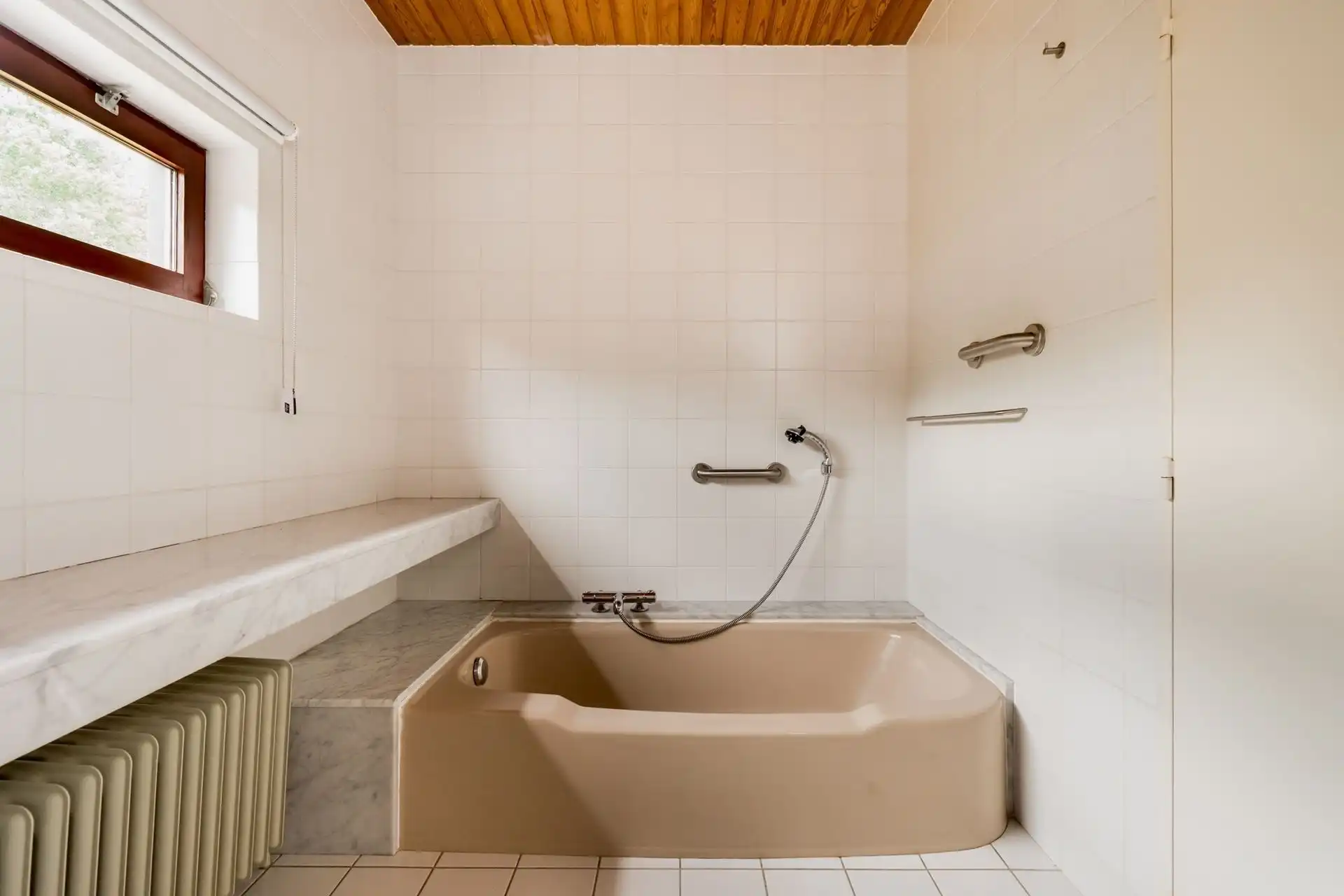 Villa met privébos op een perceel van 4.350 m²  foto 24