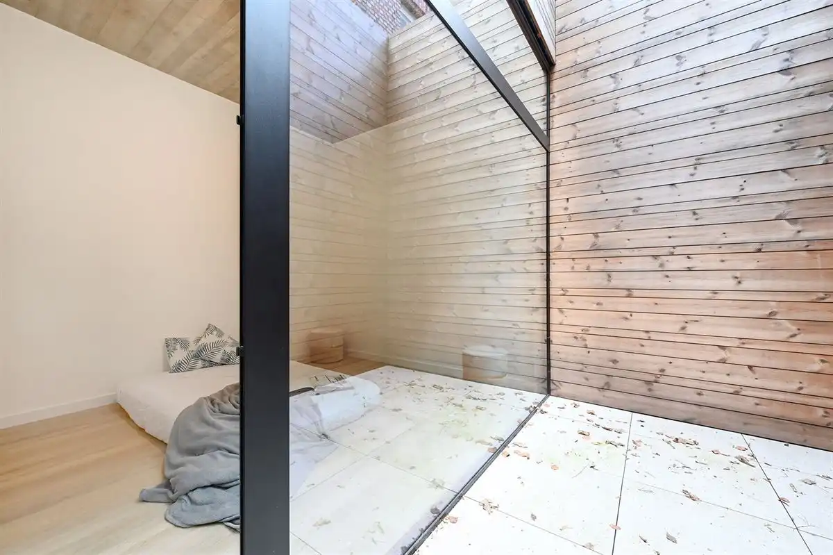 Top gerenoveerd gelijkvloersappartement foto 15