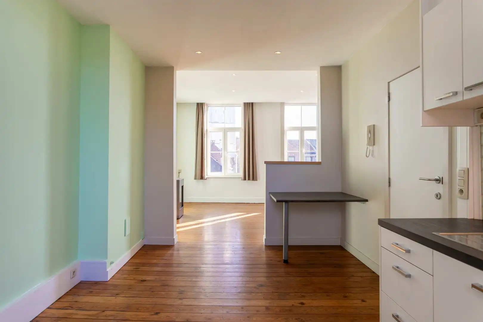 Duplexappartement in het hart Halle te koop met 2 slpks foto 6