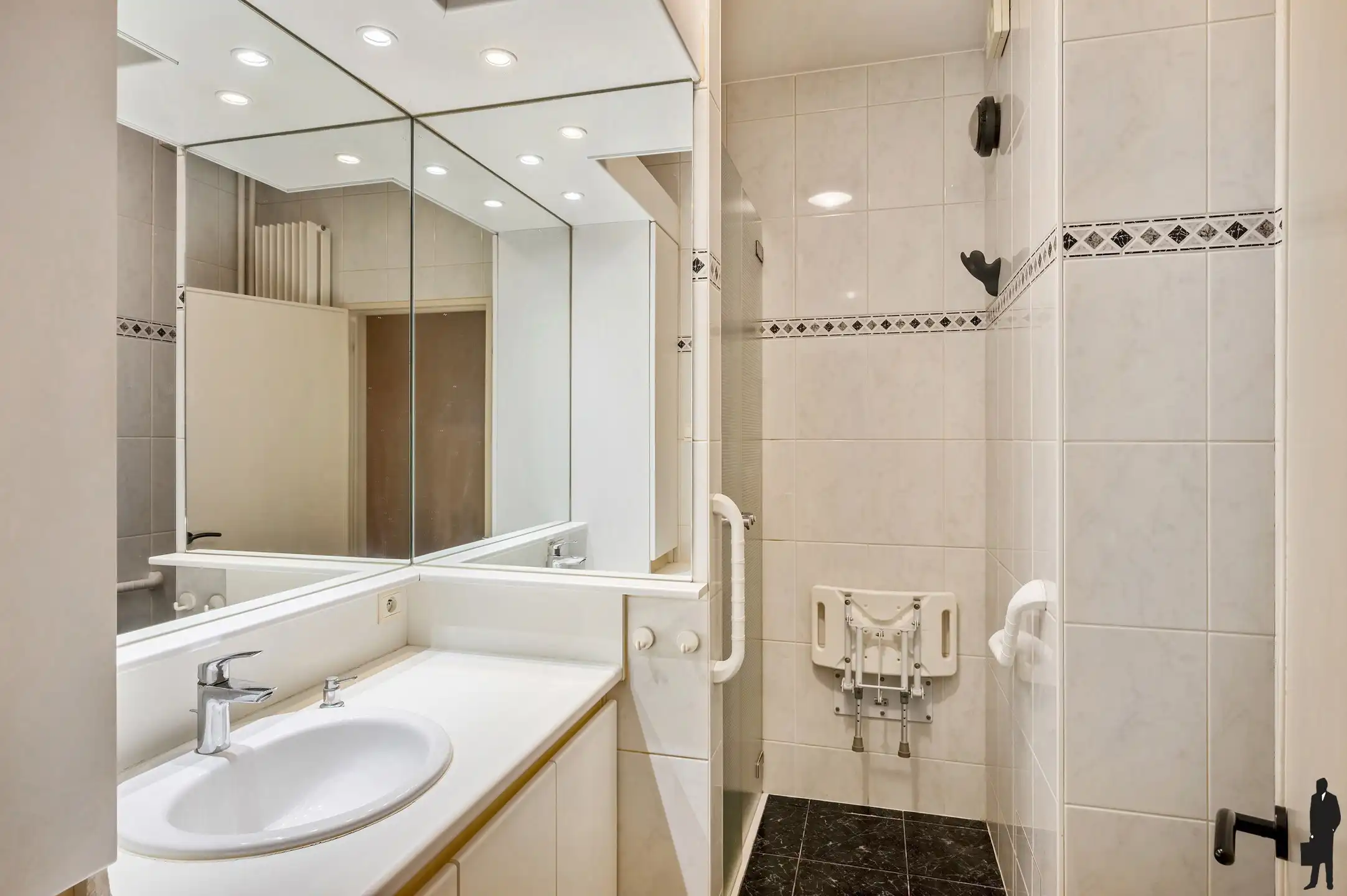 Breed en lichtrijk wonen op toplocatie. foto 11