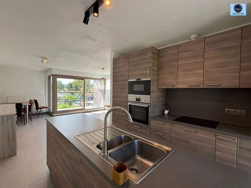 ENERGIEZUINIGE INSTAPKLARE WONING MET 2 SLAAPKAMERS, GARAGE EN TUIN foto 8