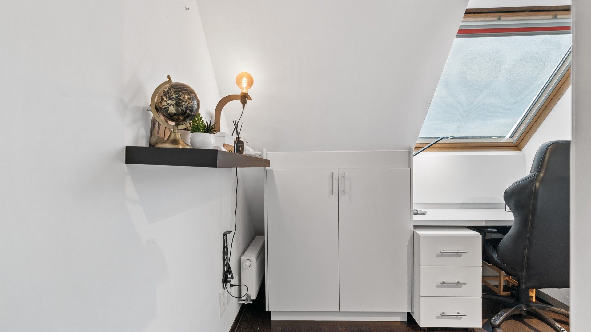 Energiezuinige woning met 4 slpkrs, zwembad en wellness in As foto 29