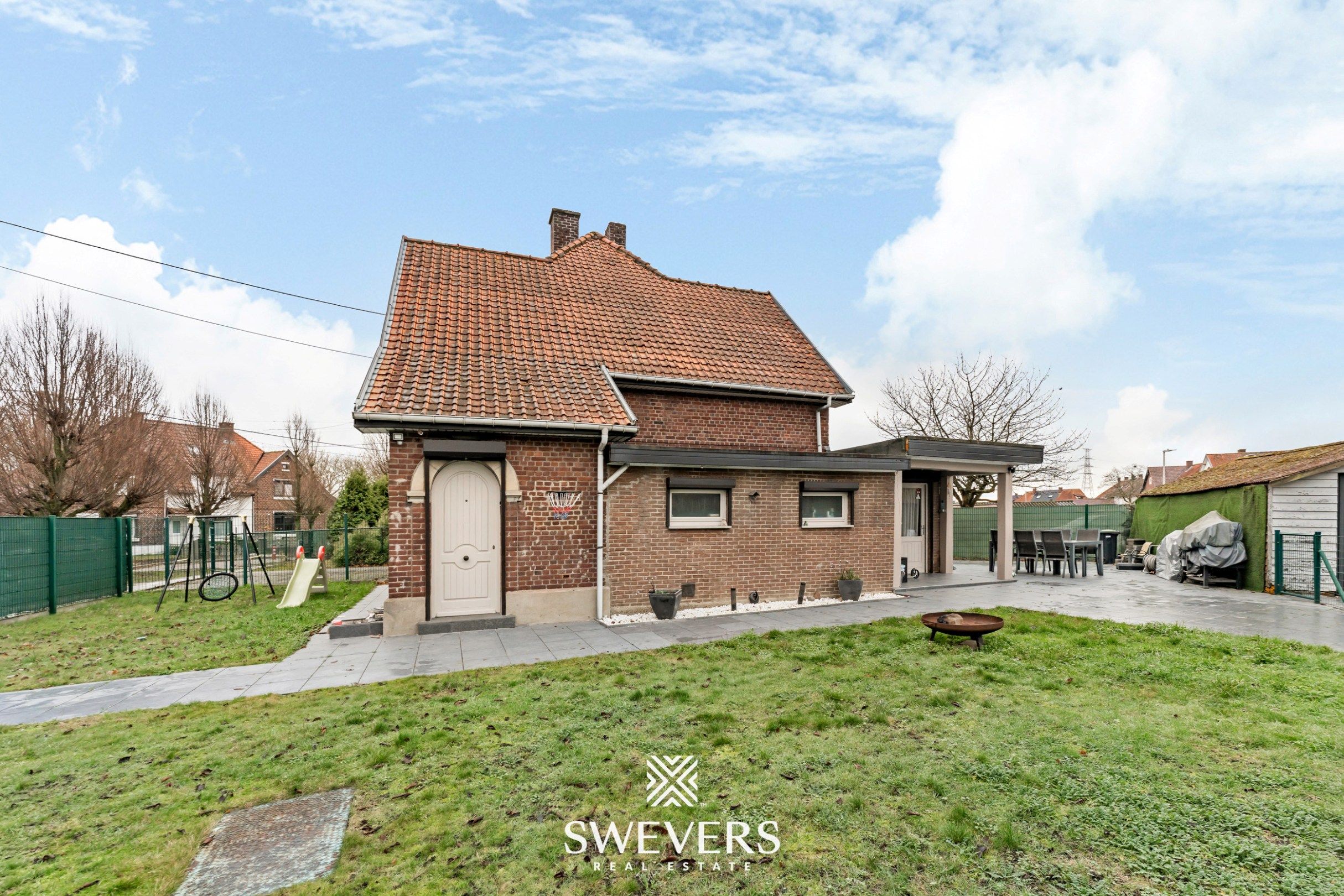 Instapklare gezinswoning met privacy en ideale ligging in Genk foto 28