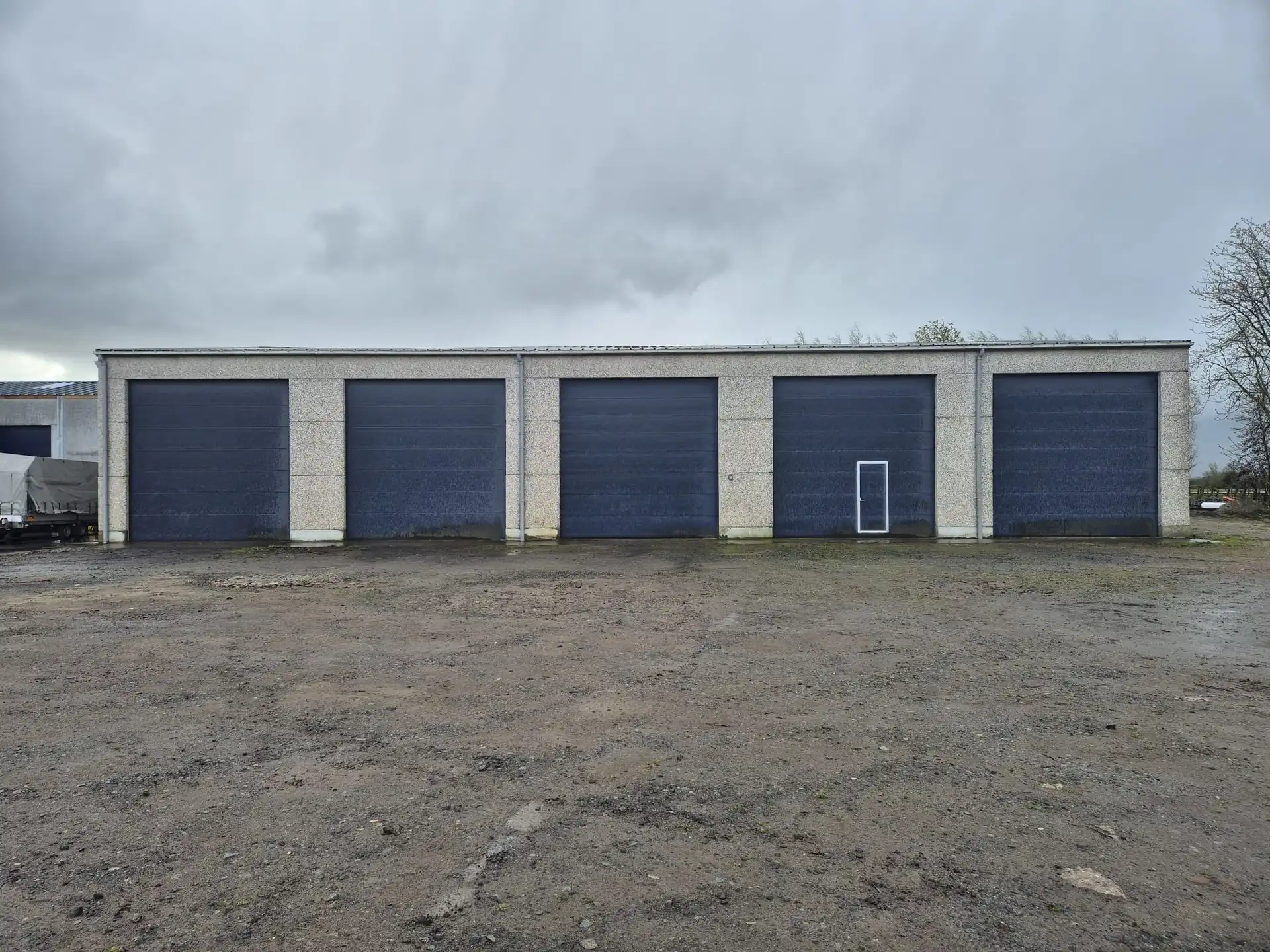 Gunstig gelegen magazijn van 150m². foto 4