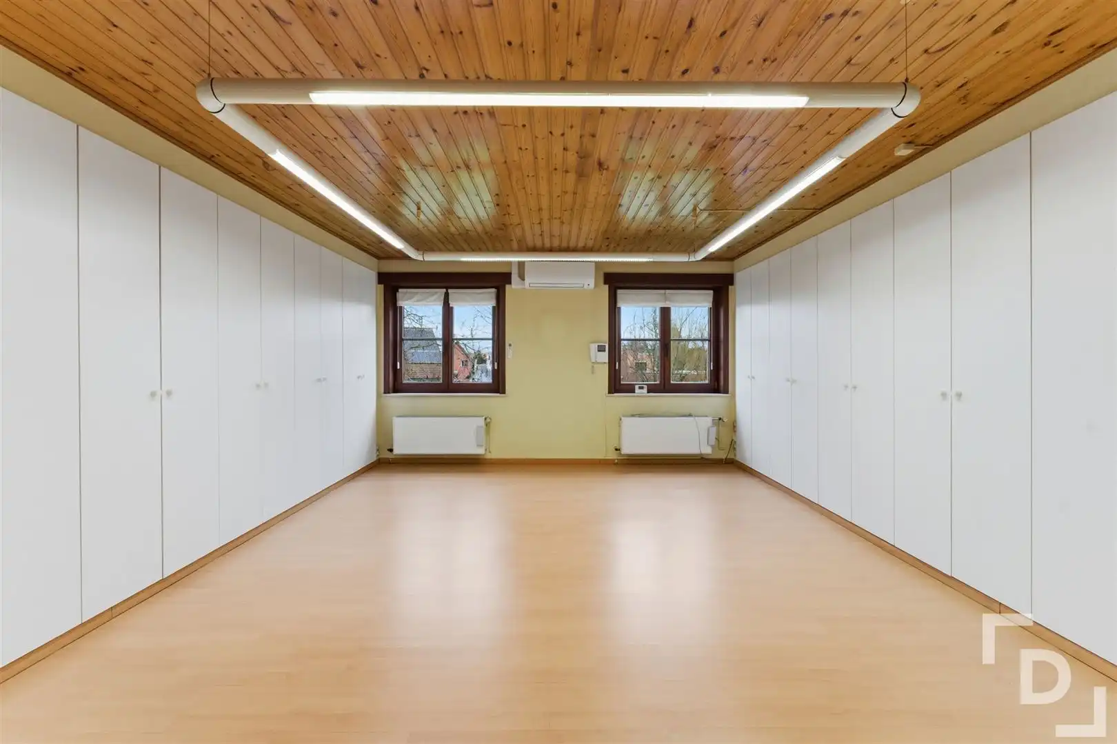 Ruime en energiezuinige villa te koop in Poperinge foto 19