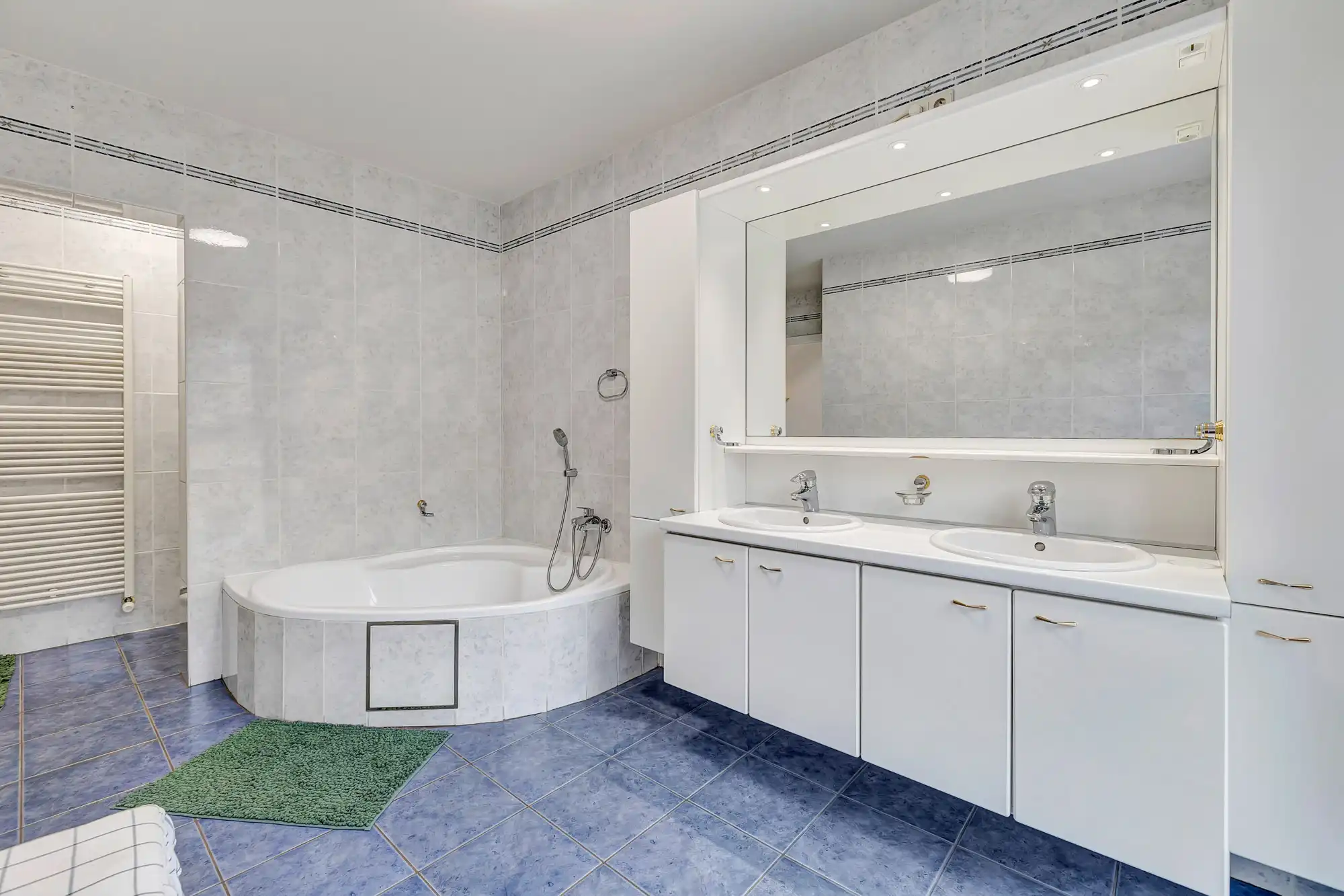 Instapklare, energiezuinige woning met ruime garage foto 18