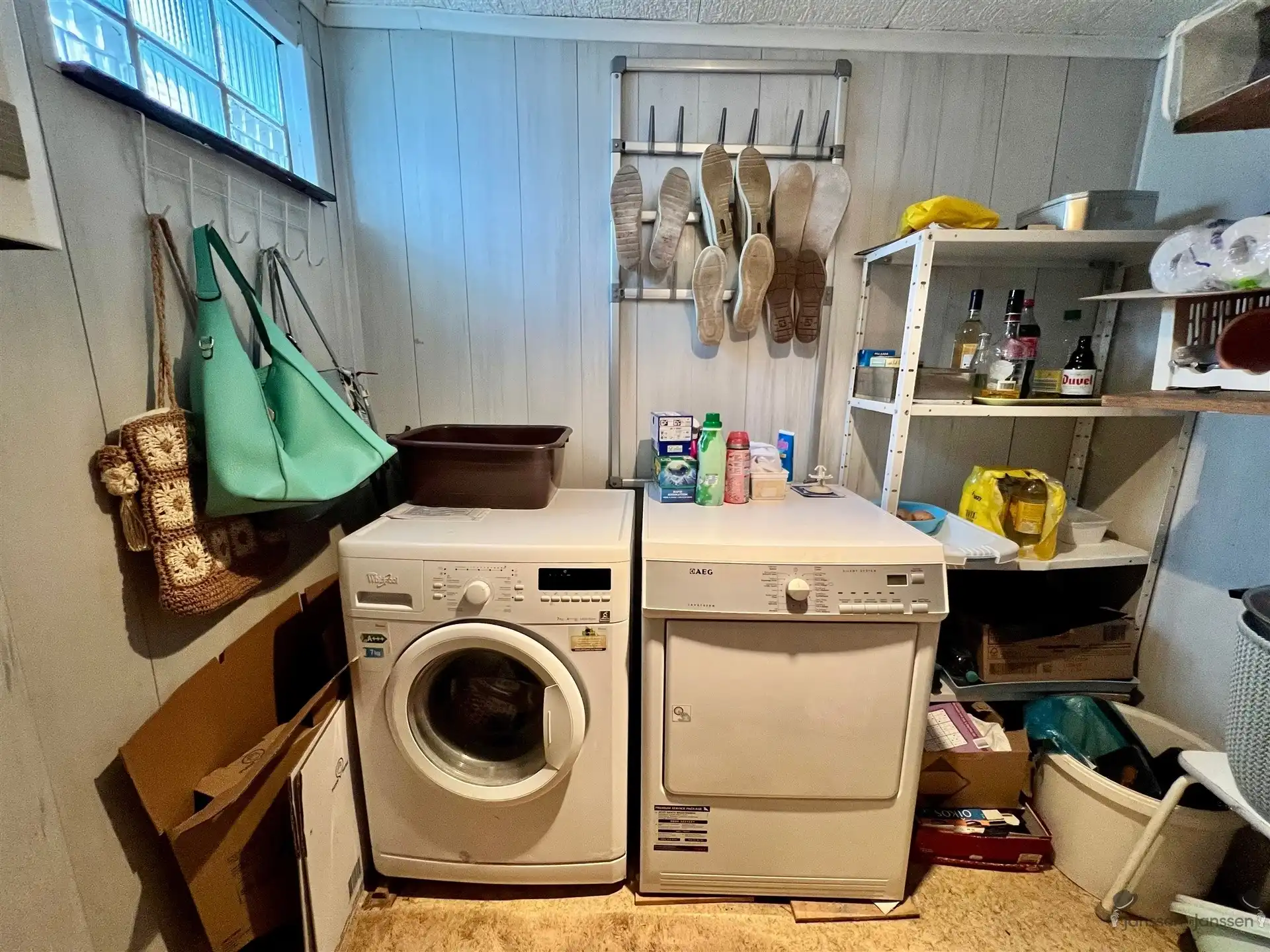 Te renoveren woning met tuin foto 8