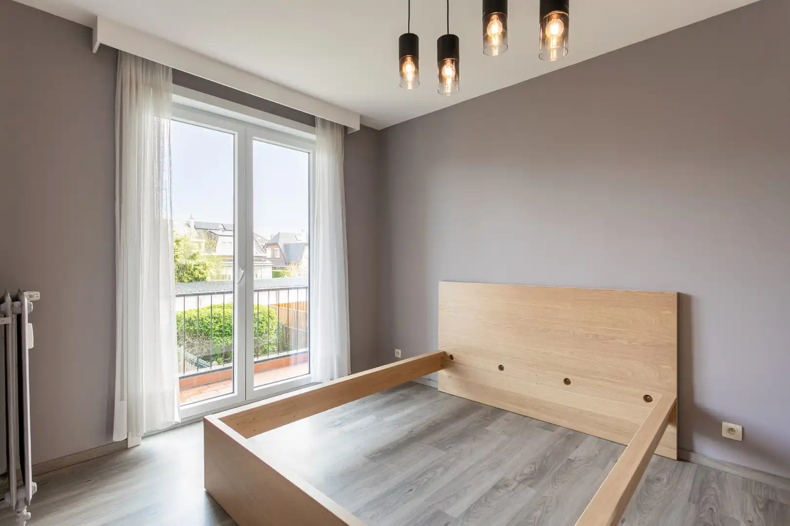 Gerenoveerd appartement met 2 slaapkamers, 2 terrassen en 2 garageboxen  foto 11