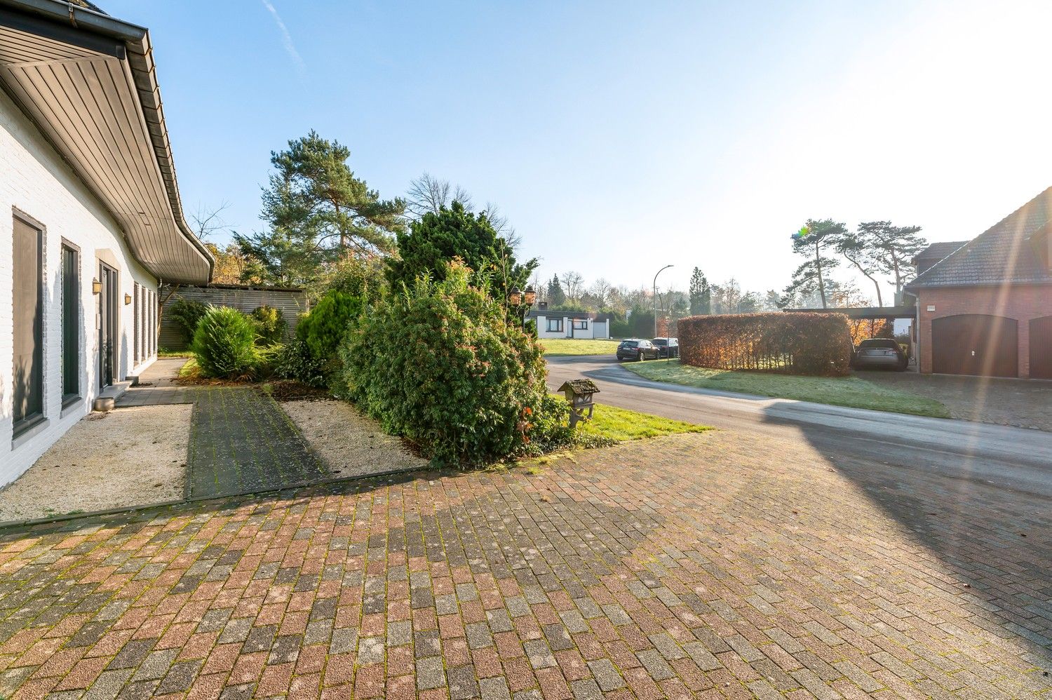 Prachtige en ruime villa met mogelijk zes slaapkamers gelegen op een toplocatie. foto 46