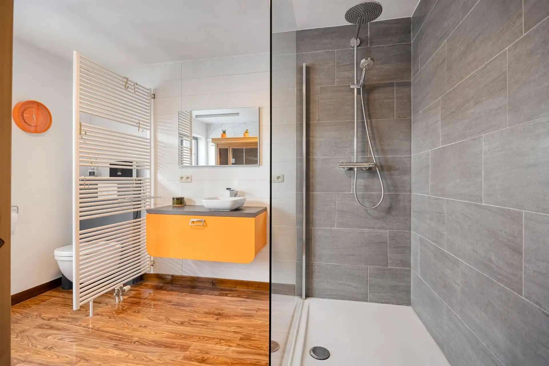 Instapklare woning met 2 slpk's, zonnige tuin en EPC B! foto 13