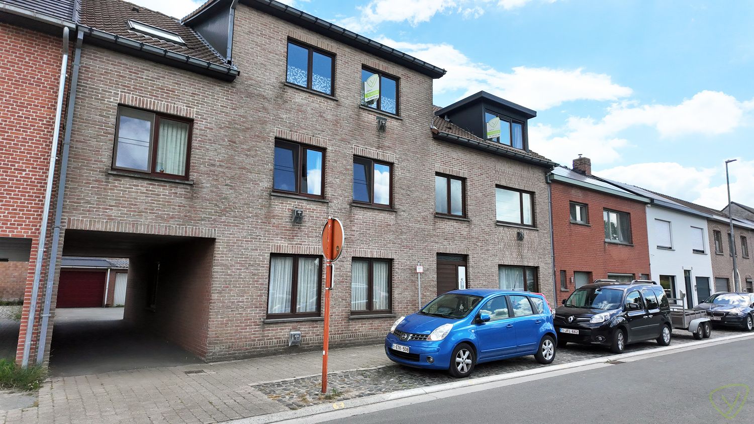 Volledig gerenoveerd appartement op wandelafstand van het centrum! foto {{pictureIndex}}