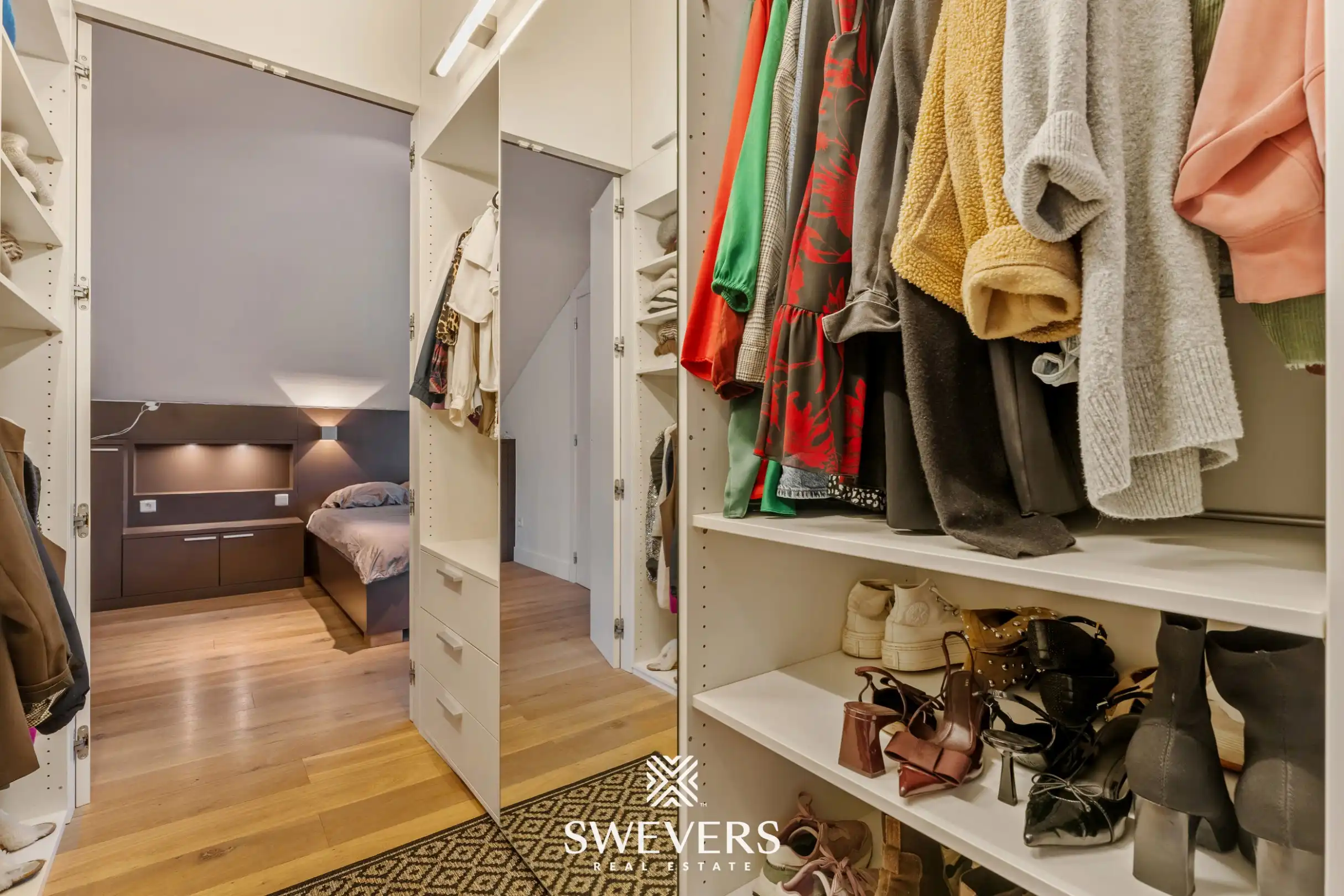 Ruime instapklare gezinswoning met zwembad en sauna in het hart van Bolderberg foto 17